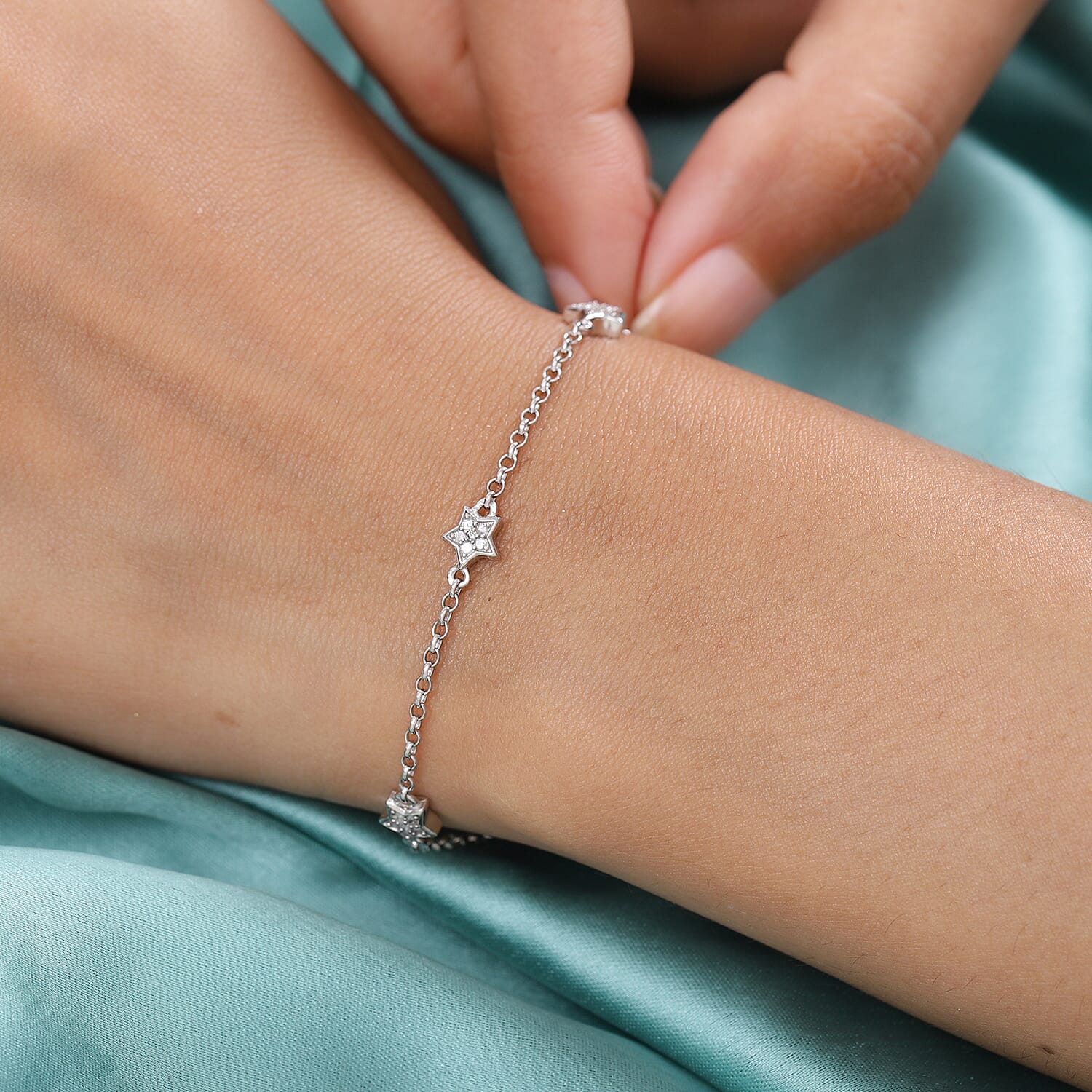 GP Celestial Dream Collection - Diamond Station Star Belcher Bracelet (Size - 7.5) in Platinum Overlay Sterling Silver 0.29 Ct.