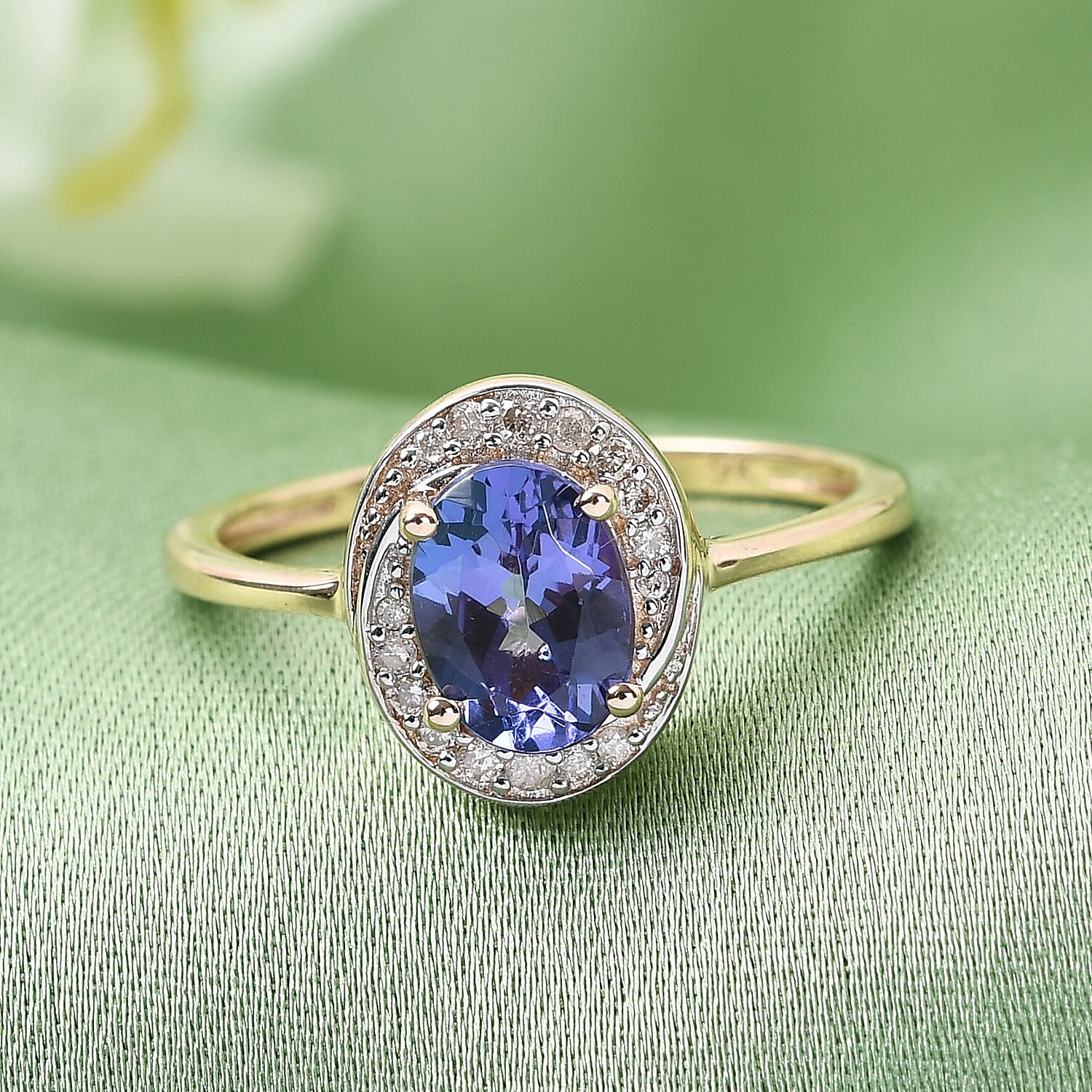 9K Yellow Gold AA Tanzanite and Diamond Ring 1.16 Ct.