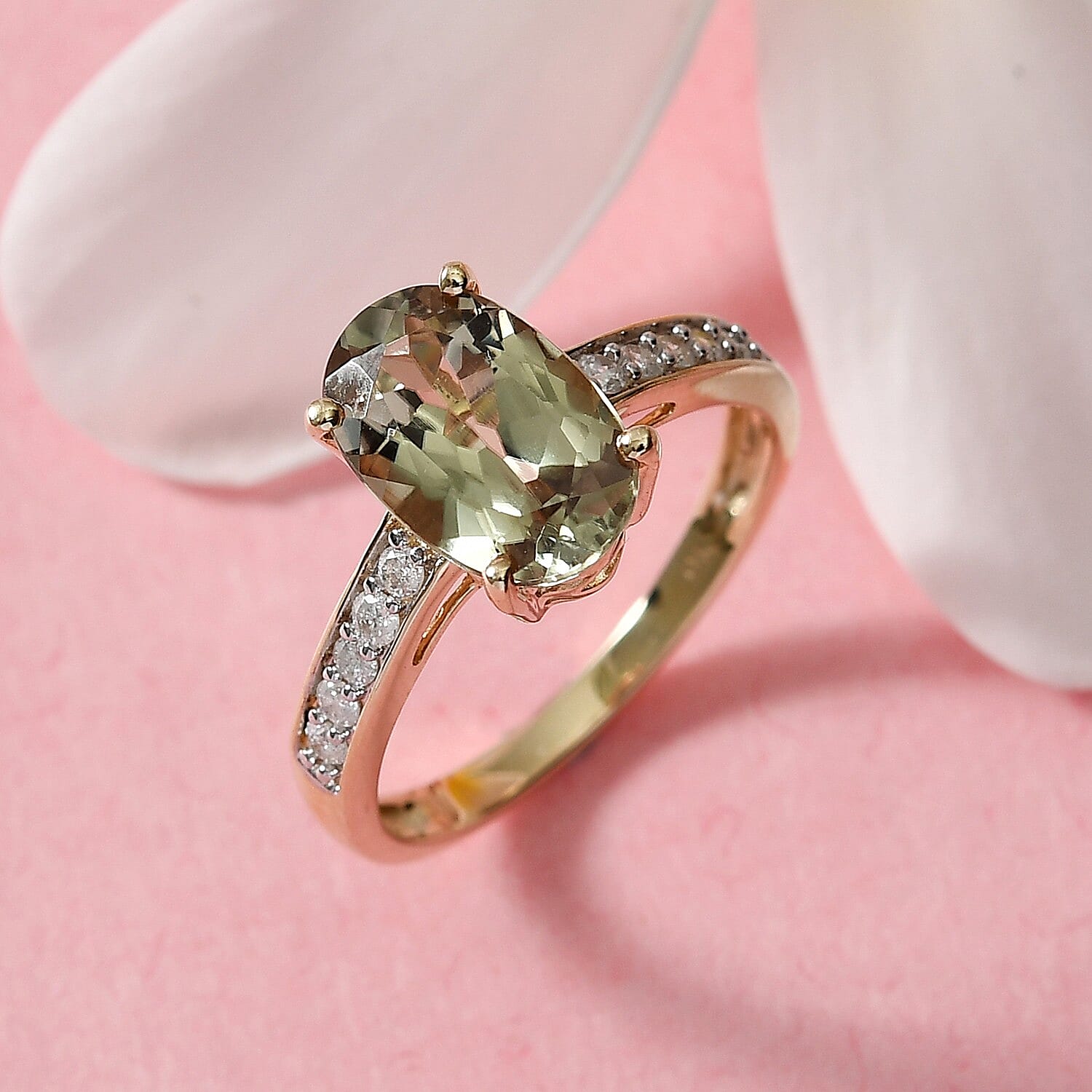 9K Yellow Gold AAA Diaspore and Diamond Ring 3.02 Ct.