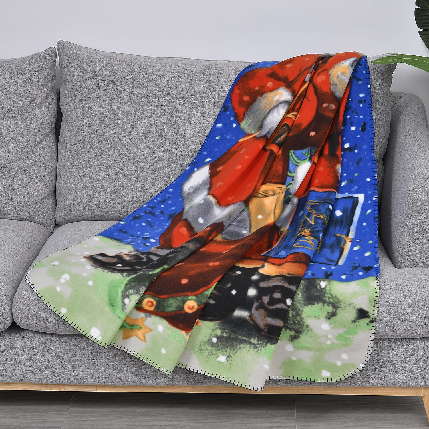 Super Soft 4 Santa Print Pattern Fleece Throw - 220 Gsm -  (Size 170x130 cm)