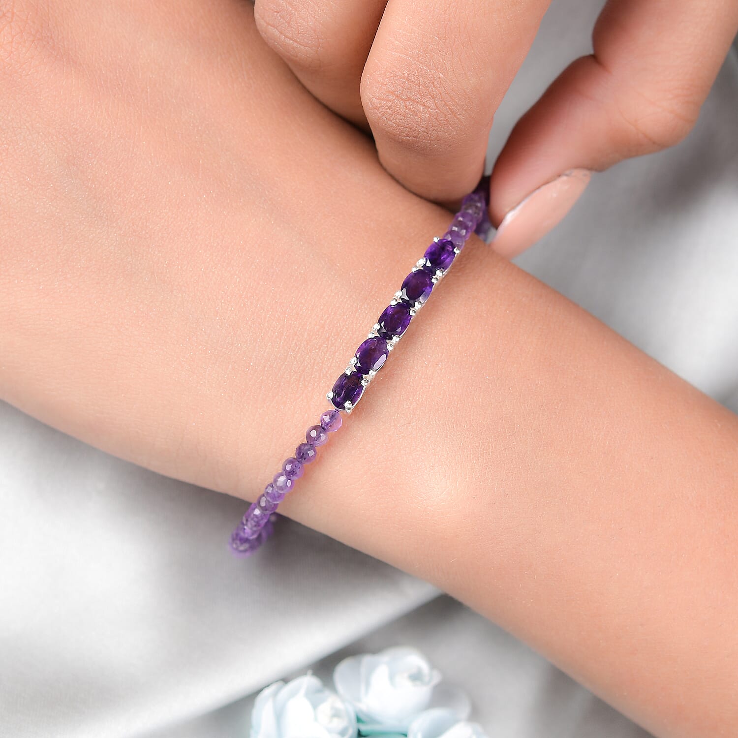 Amethyst Bracelet (Size 7.5) in Sterling Silver 10.66 Ct.