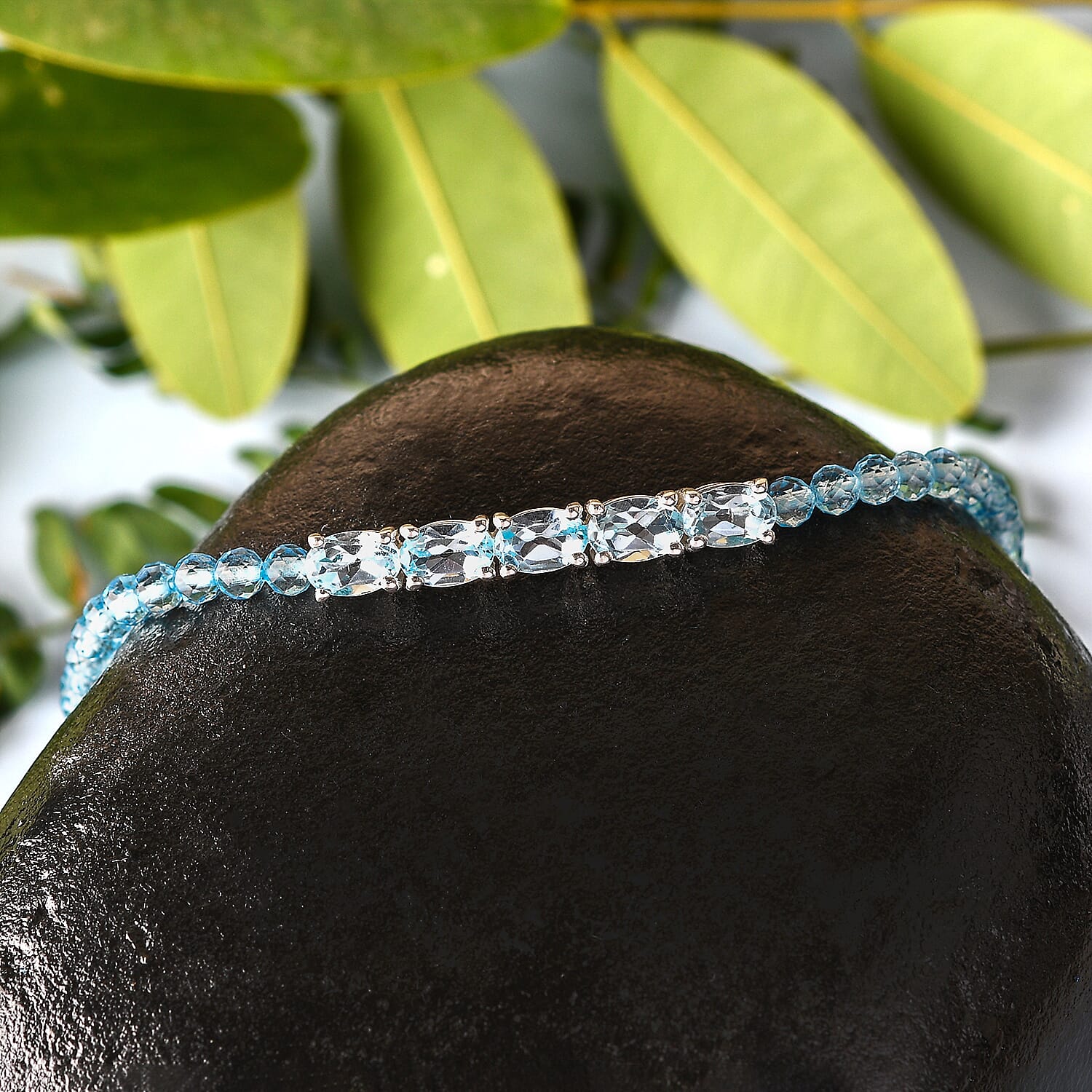 Sky Blue Topaz Bracelet (Size 7.5) in Sterling Silver 15.26 Ct.