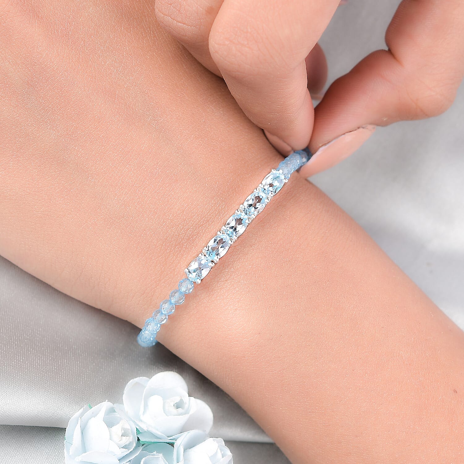 Sky Blue Topaz Bracelet (Size 7.5) in Sterling Silver 15.26 Ct.