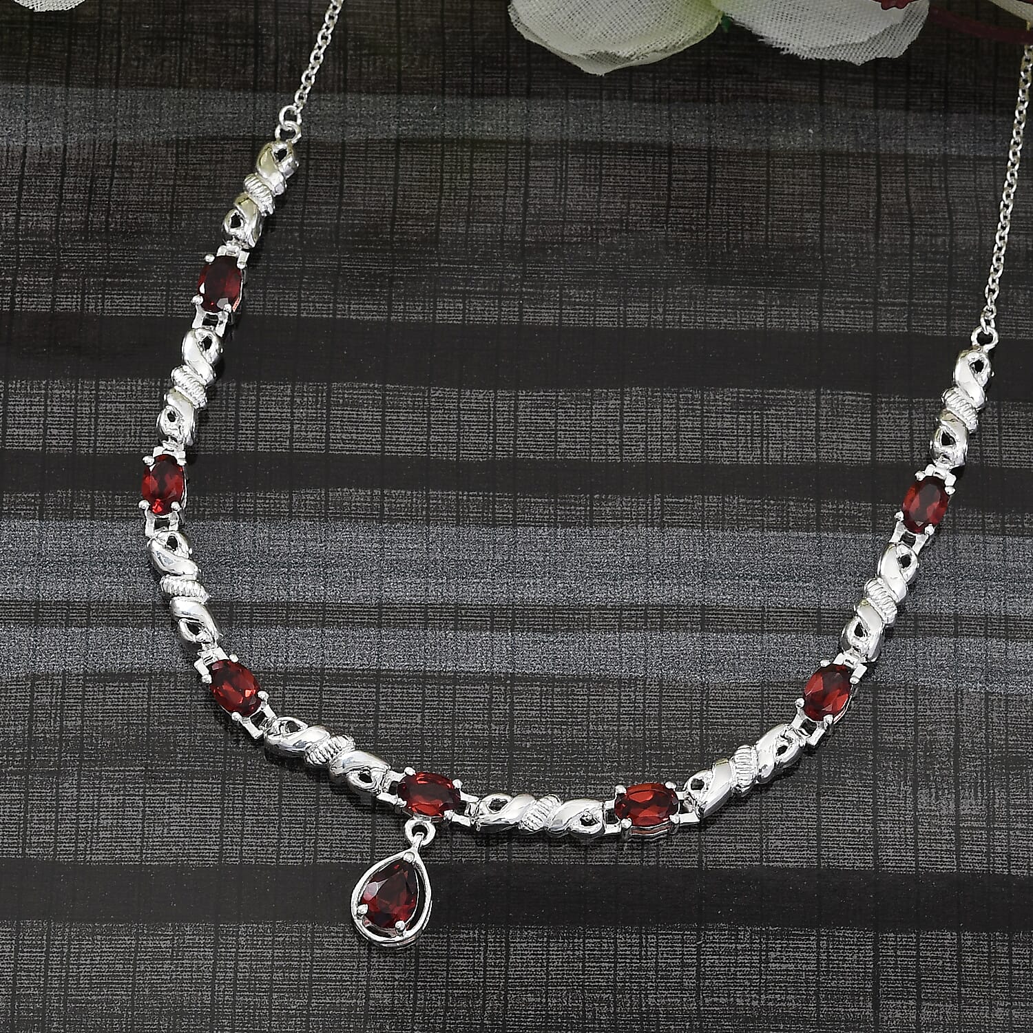 Red Garnet Necklace (Size 20) in Sterling Silver 4.87 Ct, Silver wt 6.43 Gms