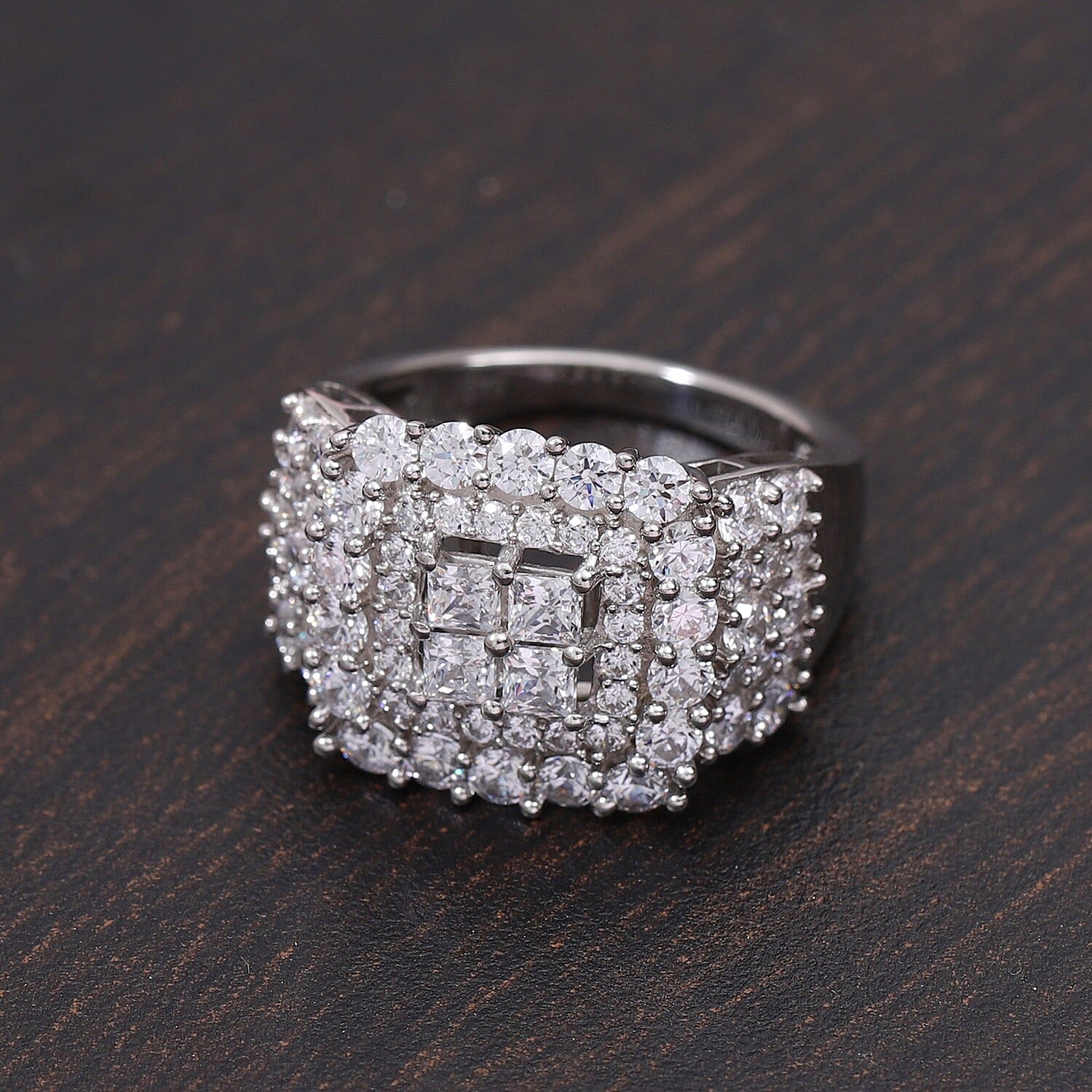 Lustro Stella Platinum Overlay Sterling Silver Cluster Ring Made with Finest CZ 3.79 Ct, Siver Wt 5.59 Gms