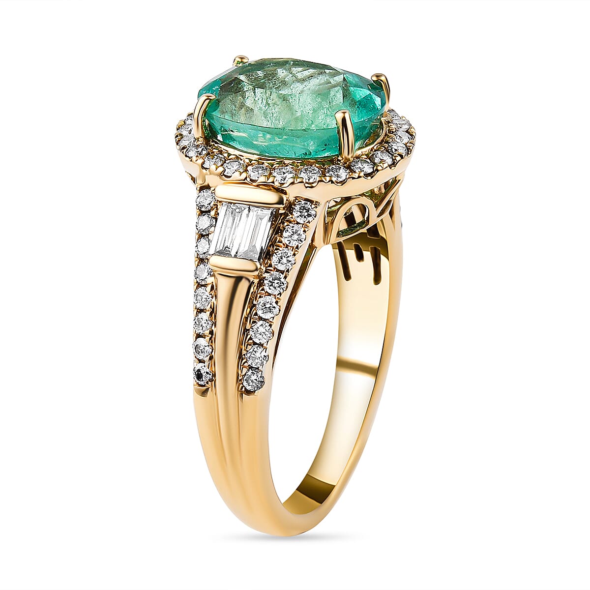 ILIANA 18K Yellow Gold AAA Boyaca Colombian Emerald and Diamond (SI-G-H) Ring 3.90 Ct, Gold Wt. 5.91 Gms