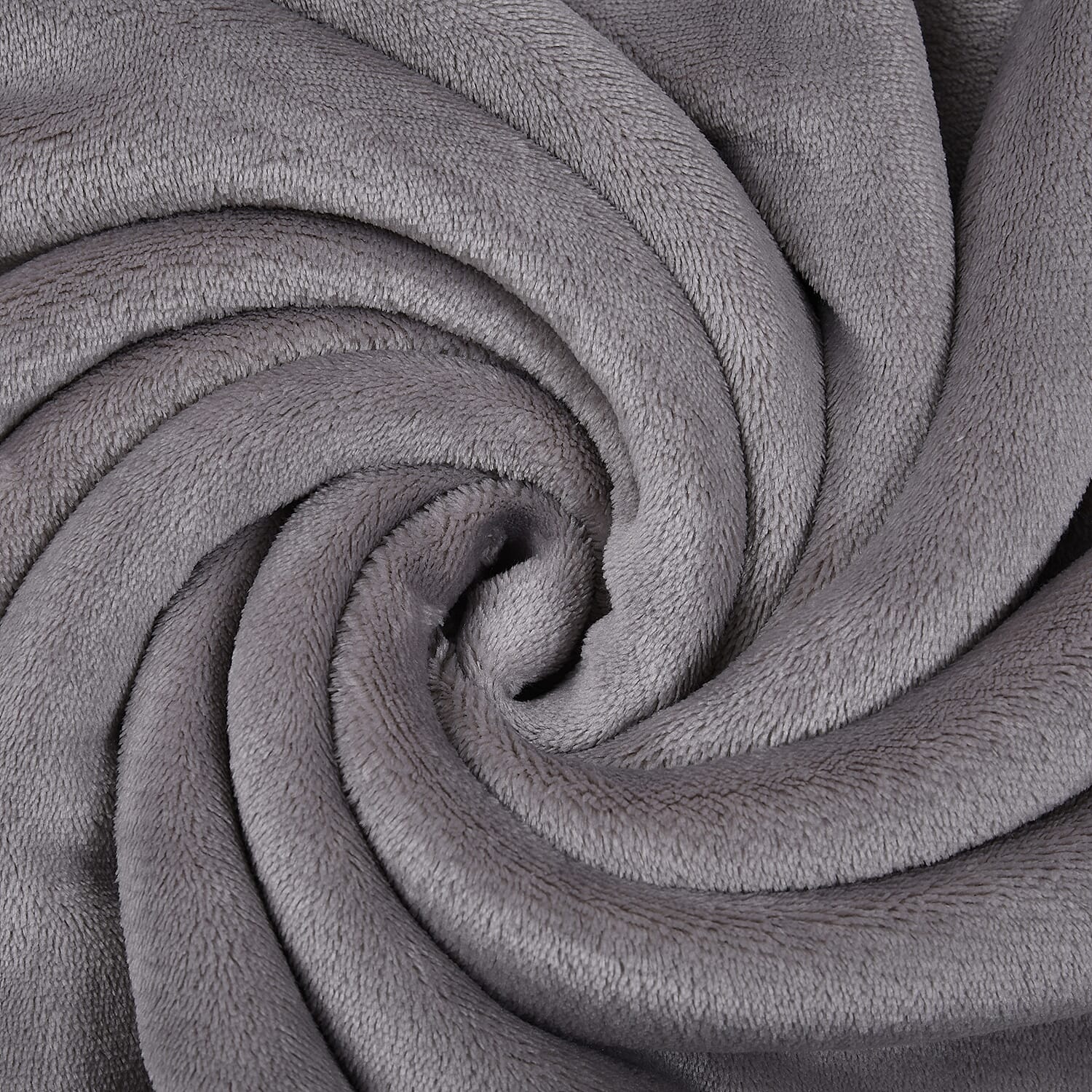 Solid Flannel with Sherpa blanket Solid-color design incorporates easily with a variety of color palettes and patterns 220gsm flannel layer adds soft and smooth touch 190gsm Sherpa layers