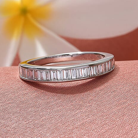 ILIANA 18K White Gold IGI Certified Diamond (SI-G-H) Half Eternity Ring
