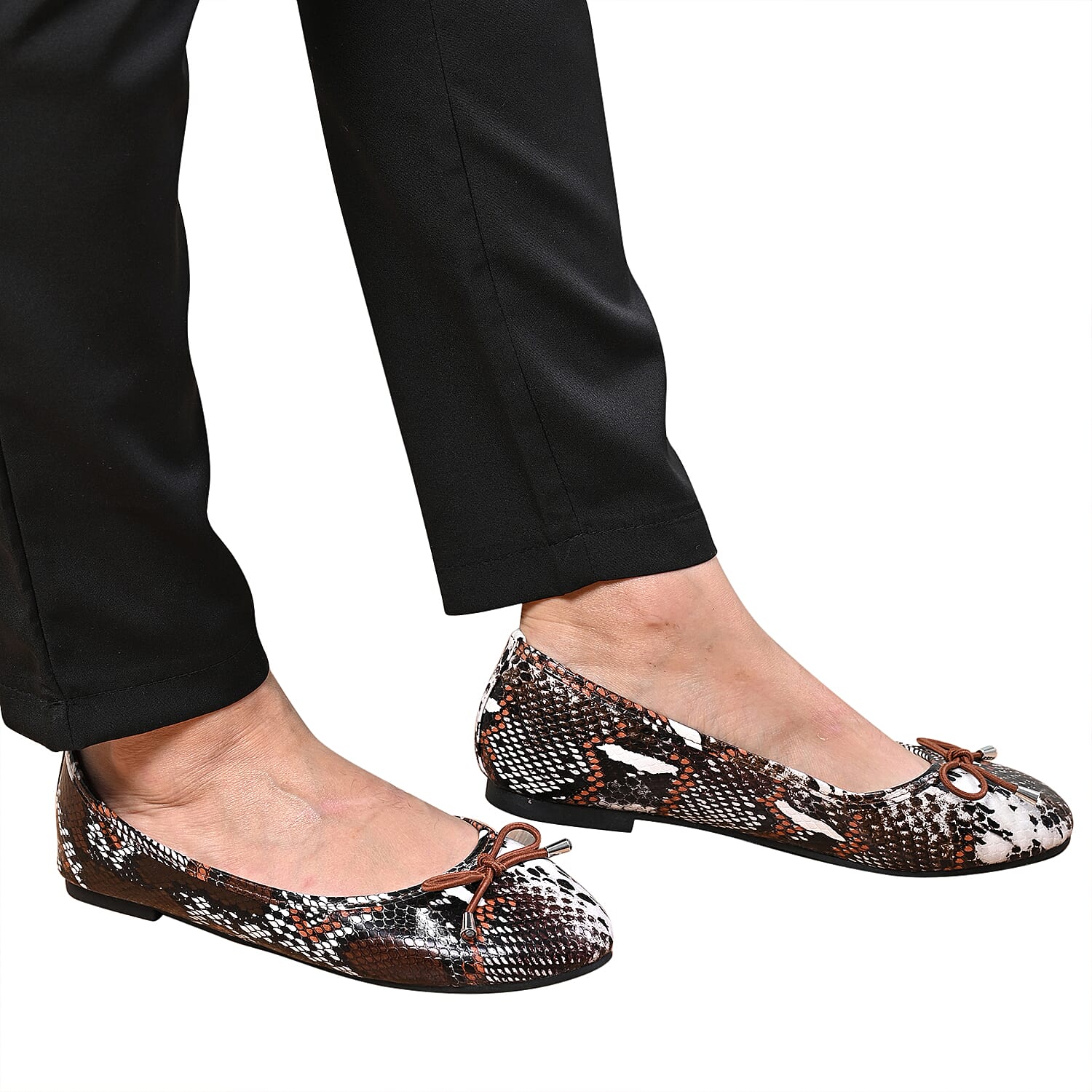 La Marey Snake Skin Pattern Loafer Shoes - Black & White