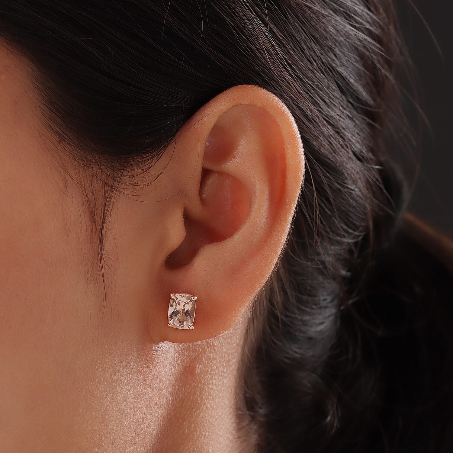 9K Rose Gold   Morganite  Solitaire Stud Push Post Earring 2.71 ct,  Gold Wt. 1.03 Gms  2.712  Ct.