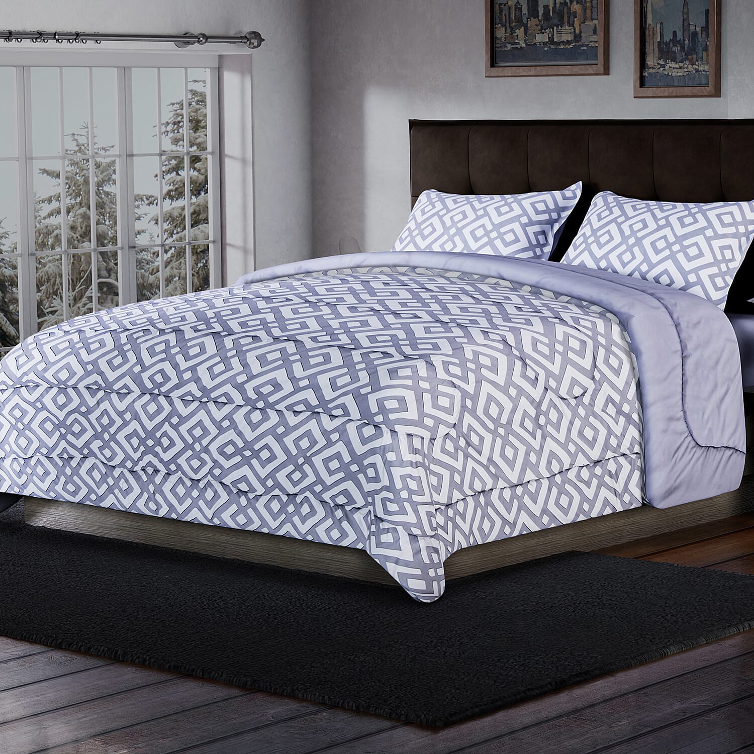 Luxuriously soft 3 piece set of printed comforter Includes a comforter and 2 pillow sham Adorned with eye-catching geometric pattern