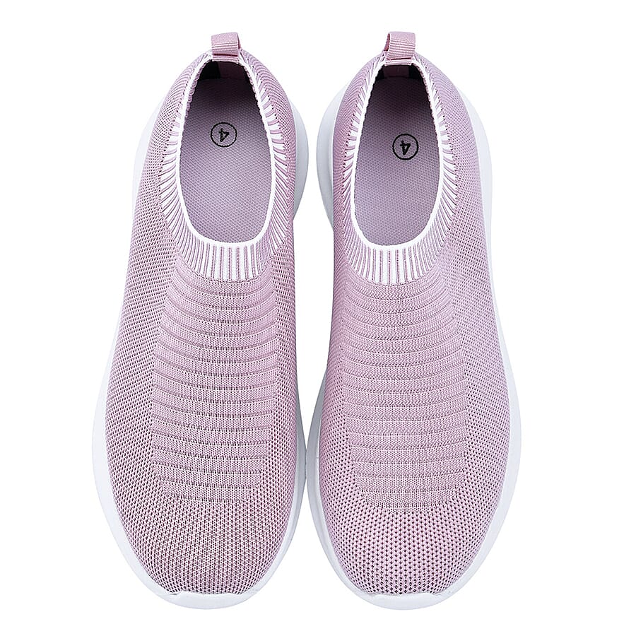 Close Out Comfy Knitted Trainers (Size 3) - Black