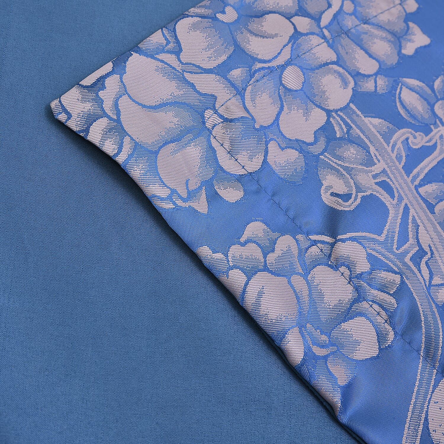 High End Look Delicate Paisley Pattern Comforter (Size 225x220Cm) and 2 Pillow Case (Size 70x50Cm) - Teal