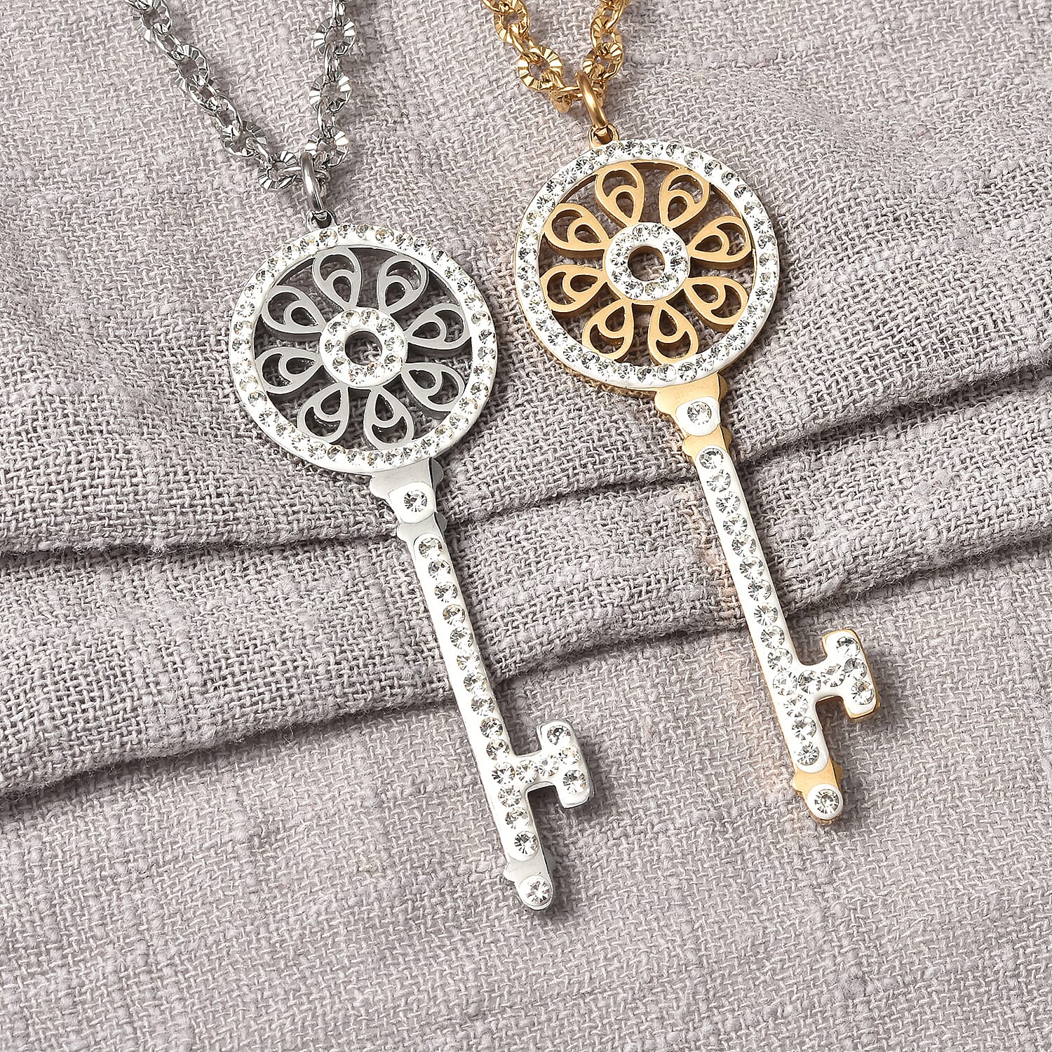 White Austrian Crystal Key Pendant with Chain (Size 28)