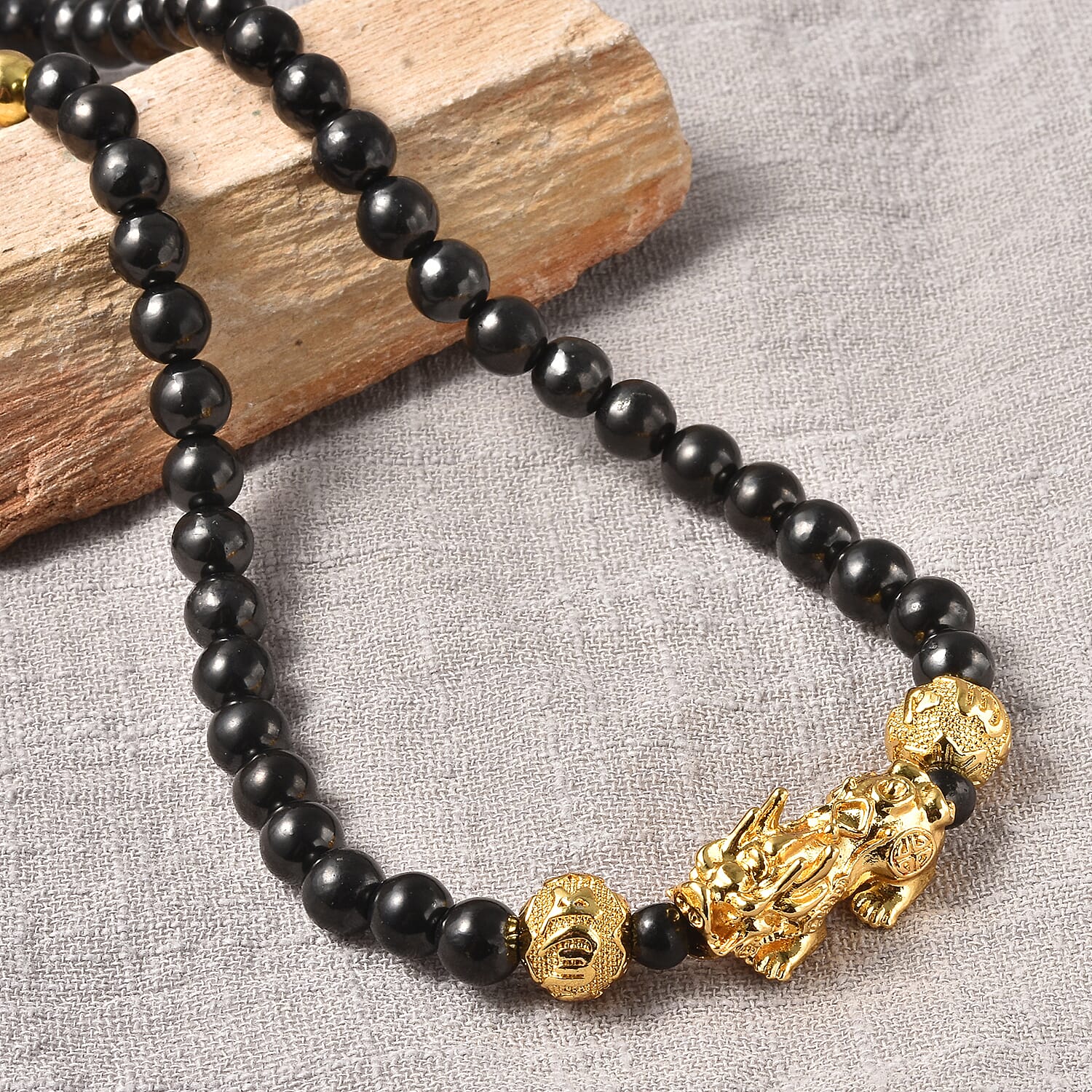Feng Shui Shungite Necklace (Size - 20) with Magnetic Lock 202.000 Ct.