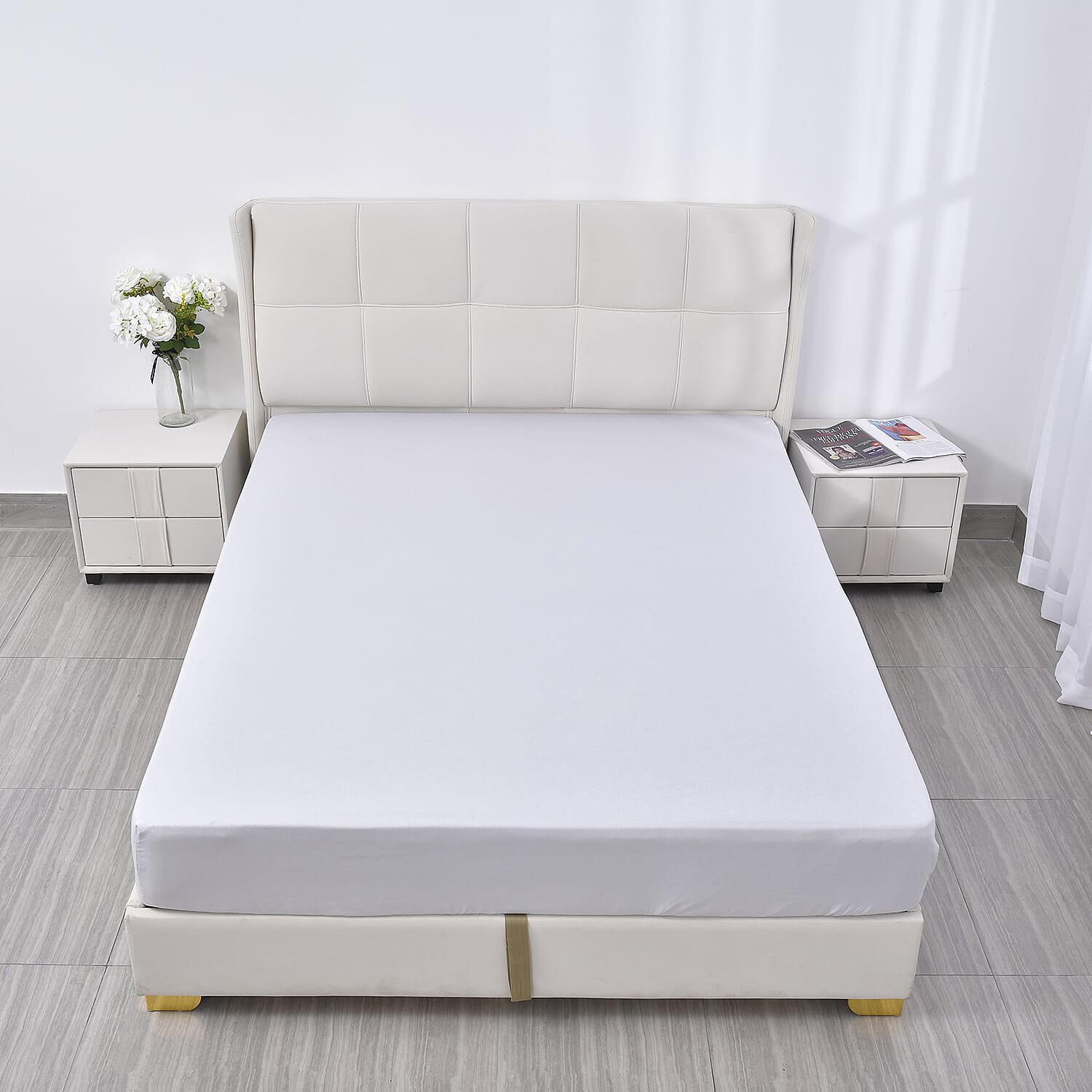 4 Piece Set - Duvet Cover Fitted Sheet and 2 Pillowcase - White