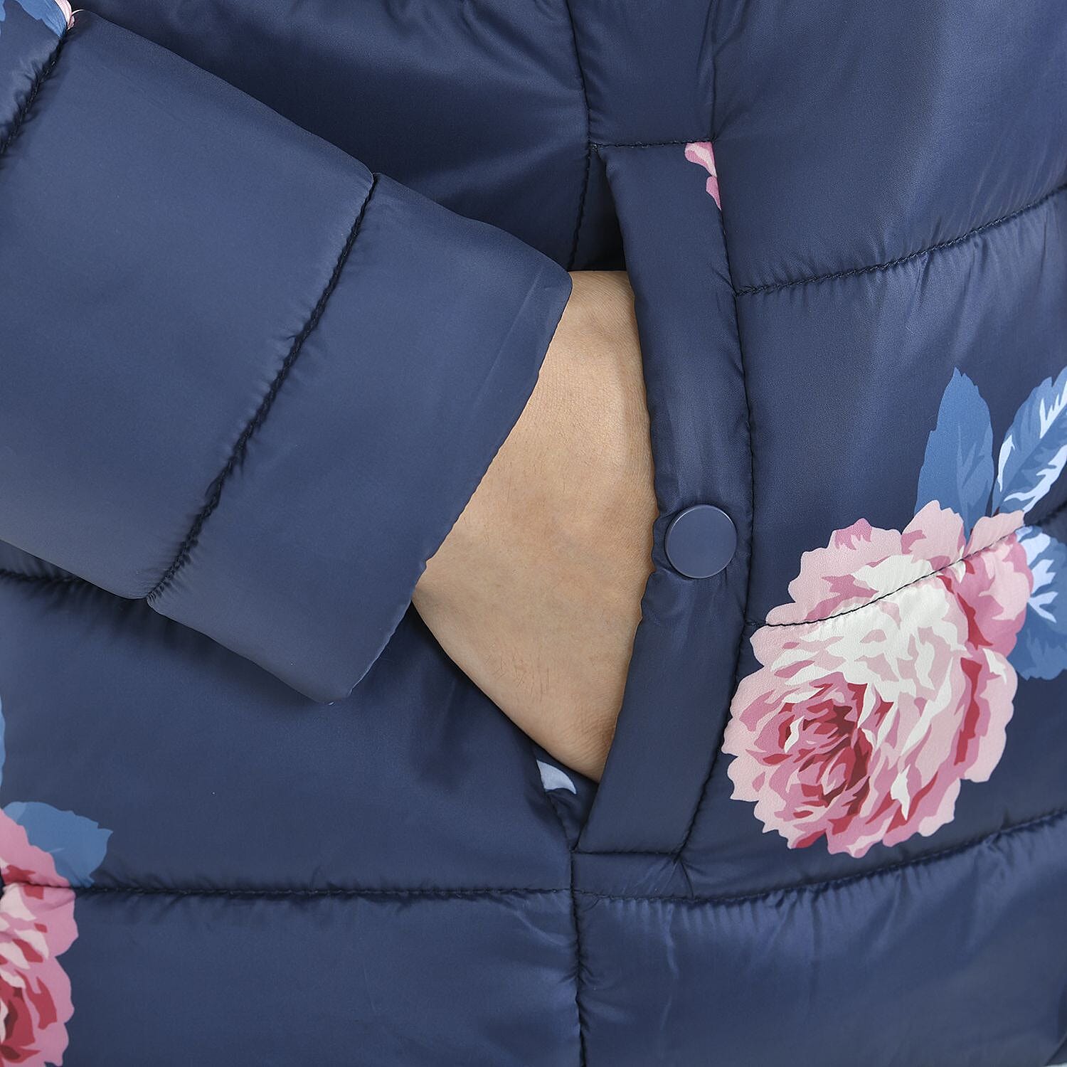 TAMSY Peony Patterned Padded Jacket with 2 Side Pockets (Size M, 104x63 cm) - Navy