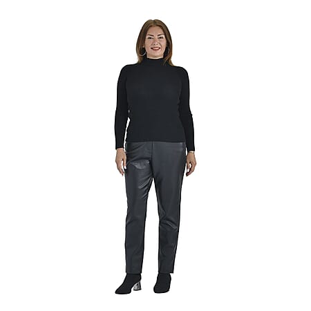 TAMSY Trouser with 2 Functional Front Pockets and 2 Back Pockets  - Black