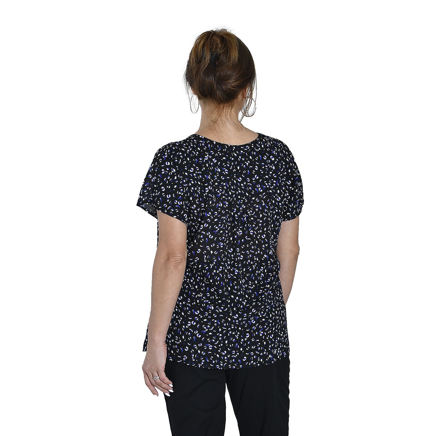 TAMSY Printed V-Neck Short Sleeves Blouse (Size L) - Black