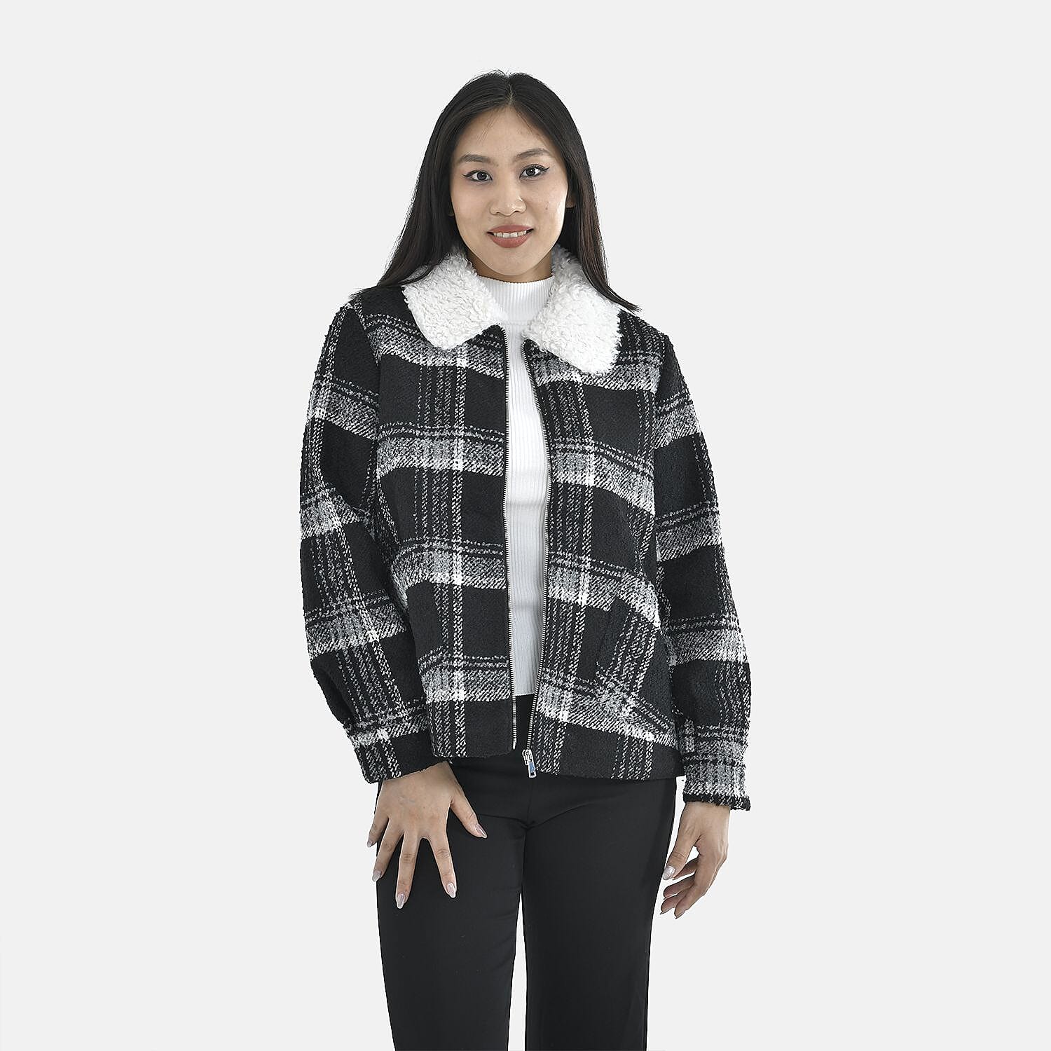 Tamsy Plaid Pattern Coat with Faux Fur Collar (Size L) - Black and White