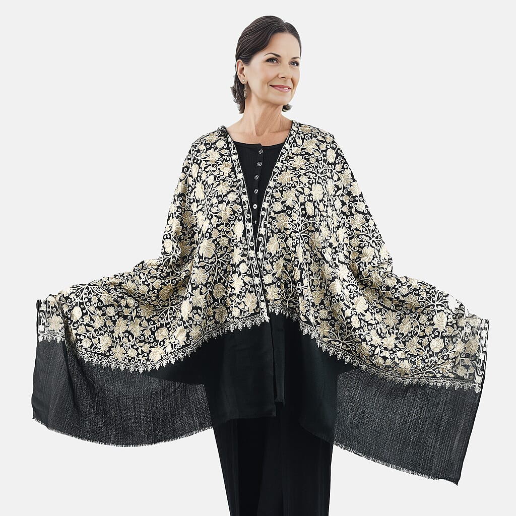 2 Piece Set - Embroidered Stole with Sandalwood Fragrance Oil - Black