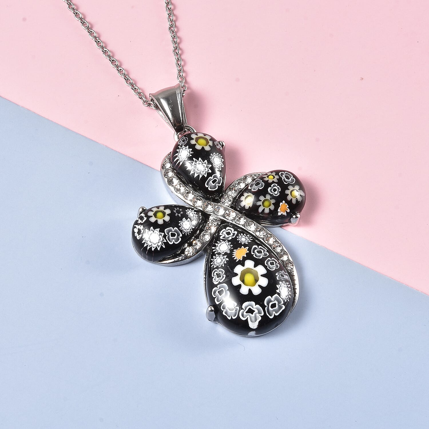 Black Colur Murano Glass and White Austrian Crystal Cross Pendant With Chian (Size 20) in Stainless Steel