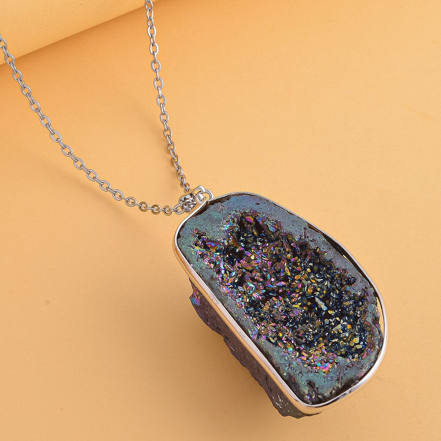 Cobalt Blue Drusy Quartz Pendant with Chain (Size - 24) in Silver Tone 206.00 Ct