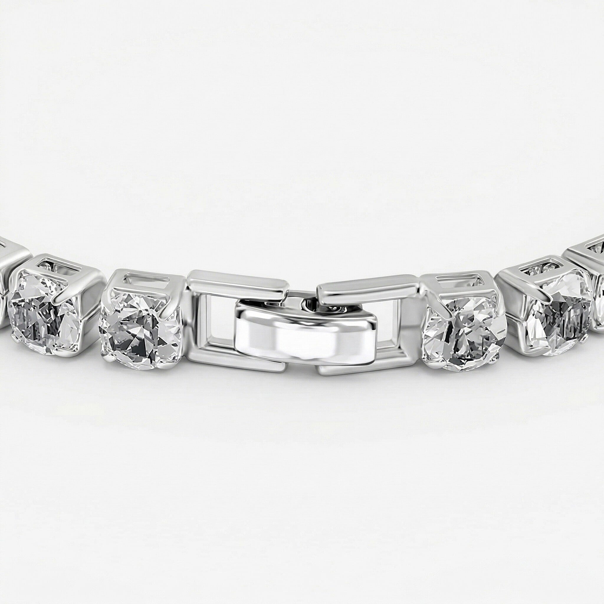 3 Piece Set - White Crystal Bracelet (Size 7.5) with Bracelet Buddy & Bracelet Box 70.00 Ct.