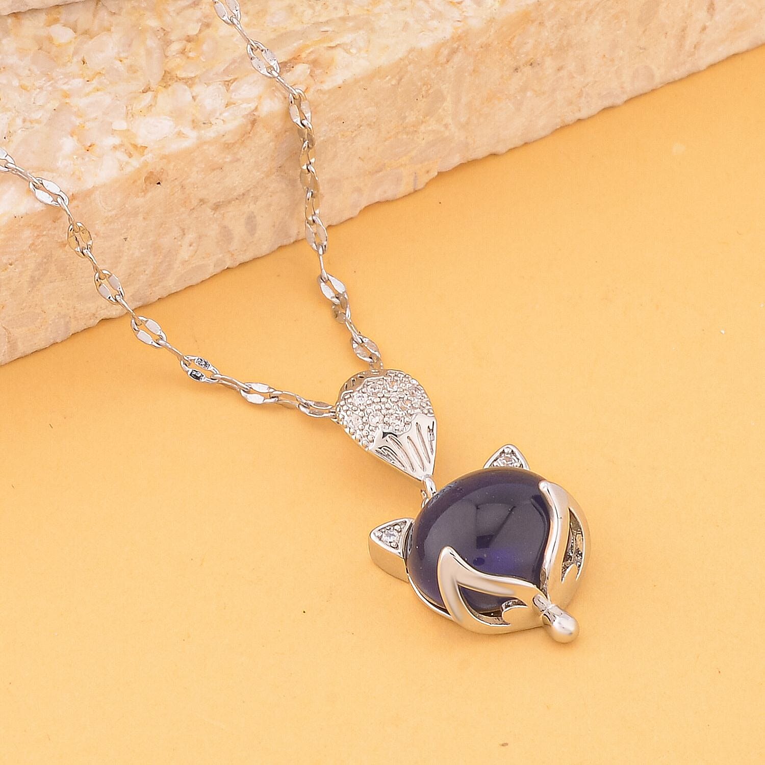 Simulated Diamond and Colour Change Stone Pendant with Chain (Size 20-2 Inch Ext) in Silver Tone 1.02 Ct