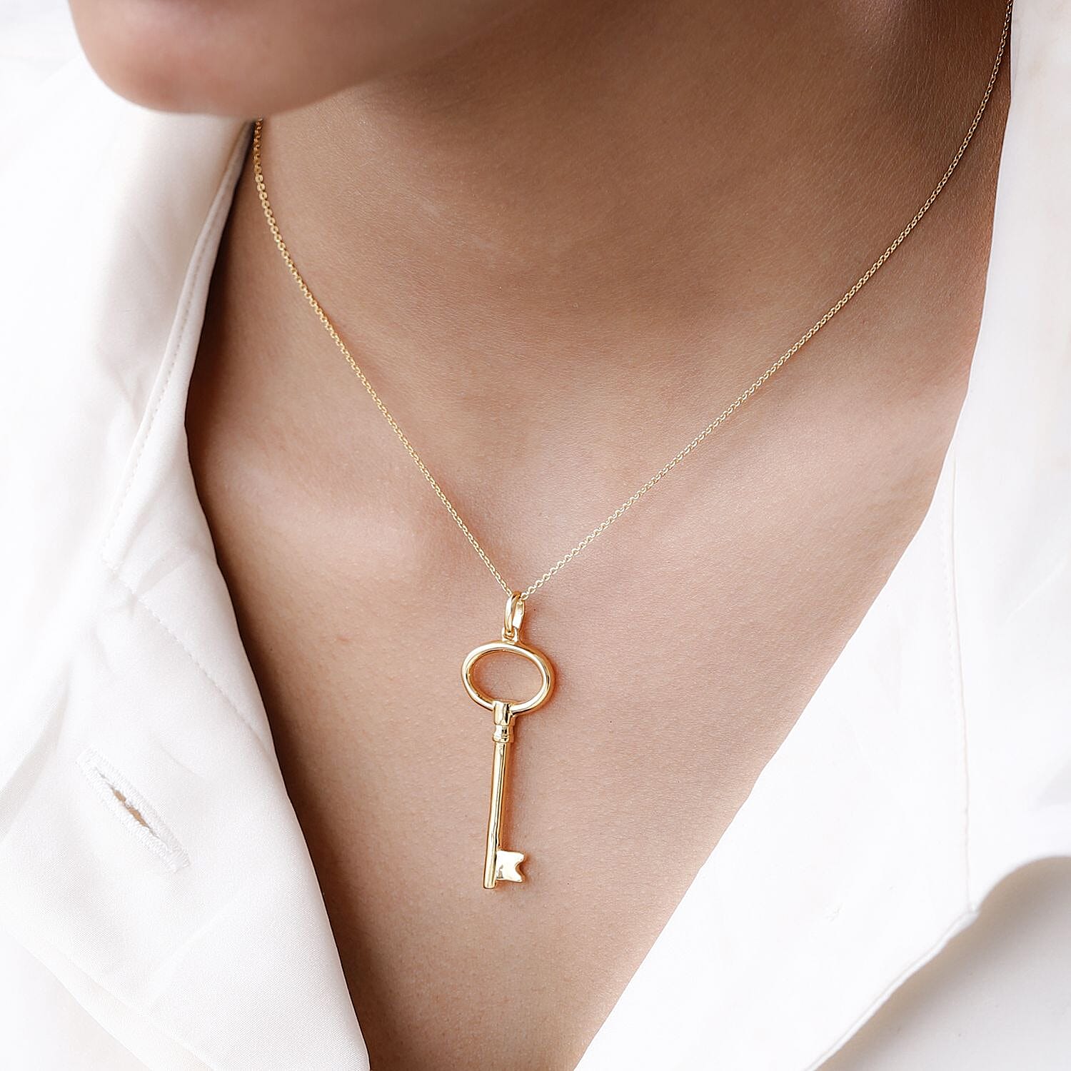 18K Yellow Gold Vermeil Plated Sterling Silver Key Pendant with Chain (Size - 20), Silver Wt. 5.10 Gms