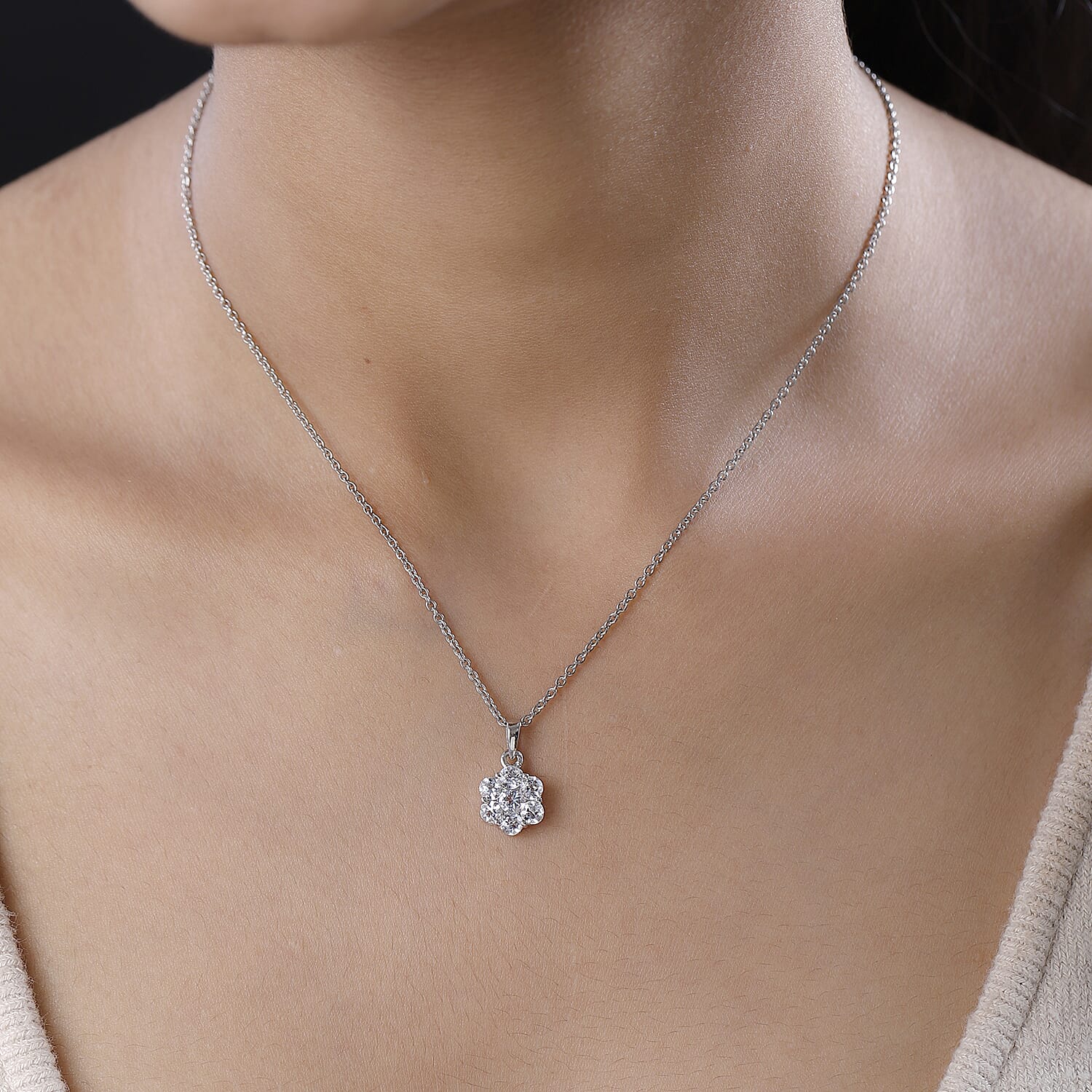 Petalite Platinum Overlay Sterling Silver Cluster Pendant (Size 20) 1.04 Ct