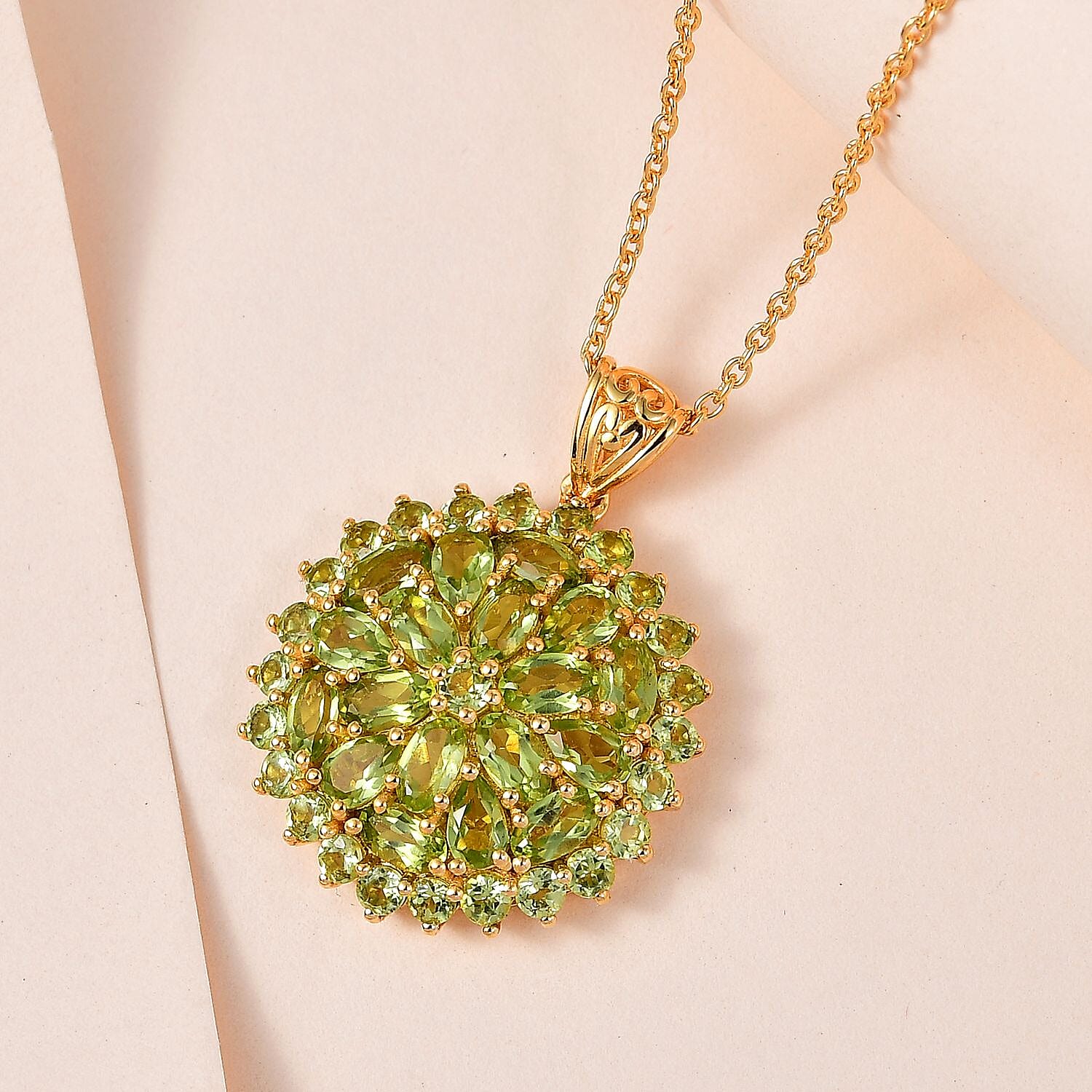 Hebei Peridot Pendant with Chain (Size 20) in 18K Yellow Gold Vermeil Plated Sterling Silver 6.31, Silver Wt. 6.73 Gms