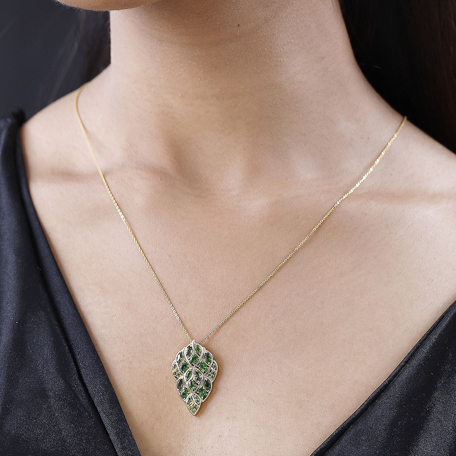 GP- Leaf Collection - Natural Chrome Diopside Cluster Pendant with Chain (Size 20) in 18K Vermeil Yellow Gold Plated Sterling Silver 2.66 Ct