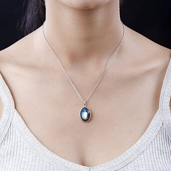 https://tjcuk.sirv.com/Products/41/9/4192673/Labradorite-Pendant-with-Chain-Size-20-in-Platinum-Overlay-Sterling-Si_4192673_1.jpg?w=342&h=342