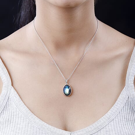 Labradorite Platinum Overlay Sterling Silver Pendant with Stainless Steel Chain (Size 20) 15.00 Ct.