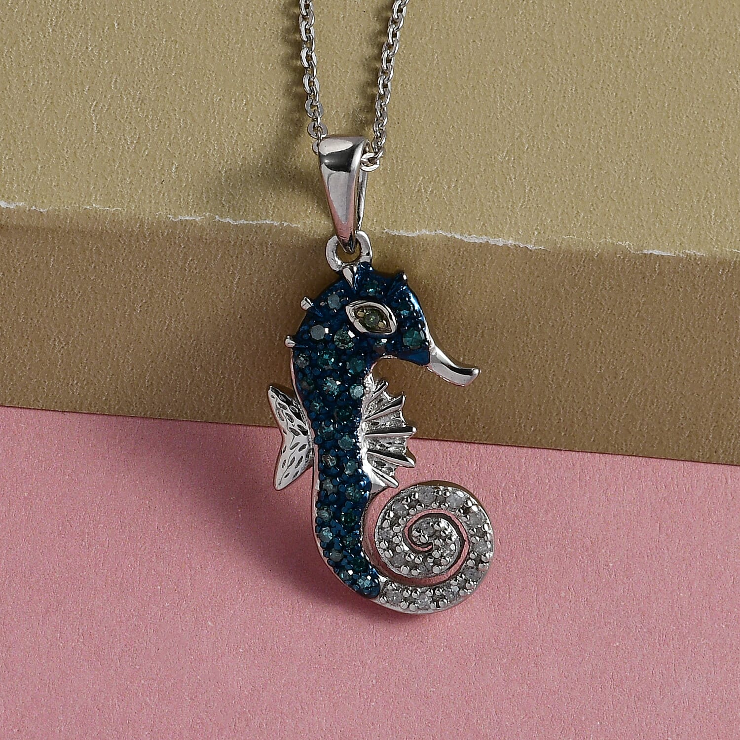 GP Blue Diamond, Green Diamond, White Diamond Diamond Pendant with Chain (Size 20) in Platinum Overlay Sterling Silver 0.28 ct