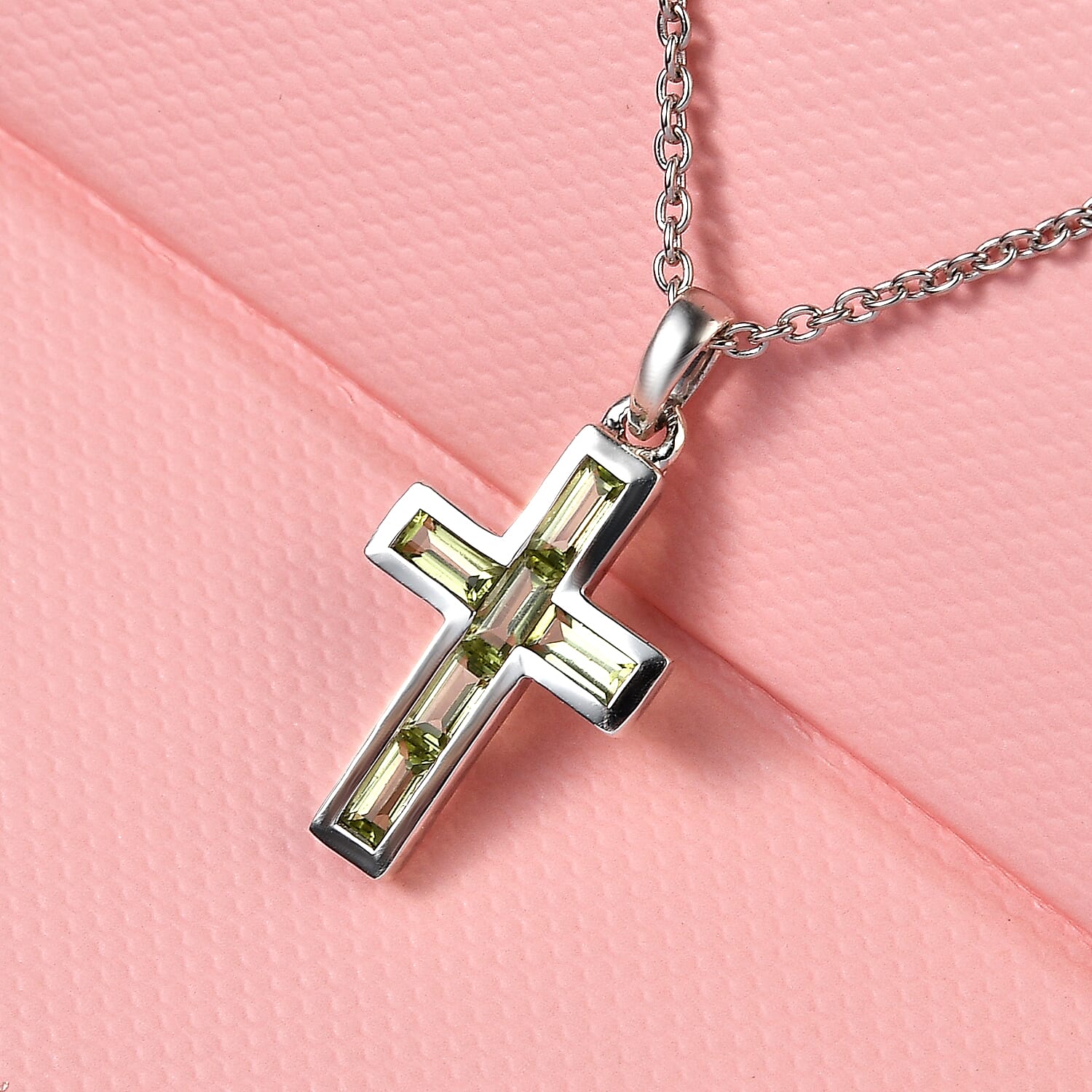 Hebei Peridot Cross Pendant with Chain (Size 20) in Platinum Overlay Sterling Silver