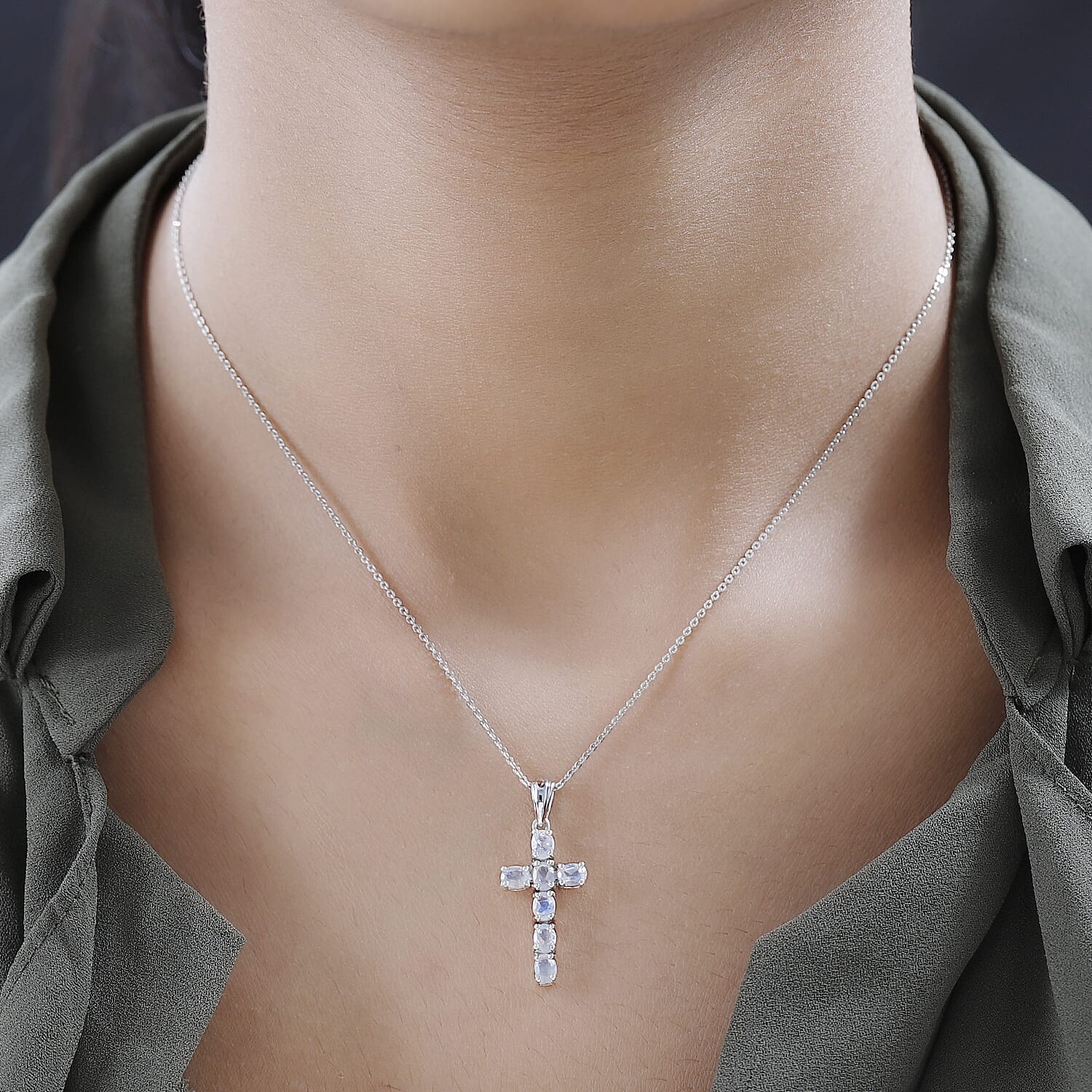 Rainbow Moonstone Cross Pendant with Chain ( Size 20) in Platinum Overlay Sterling Silver 1.169 Ct.