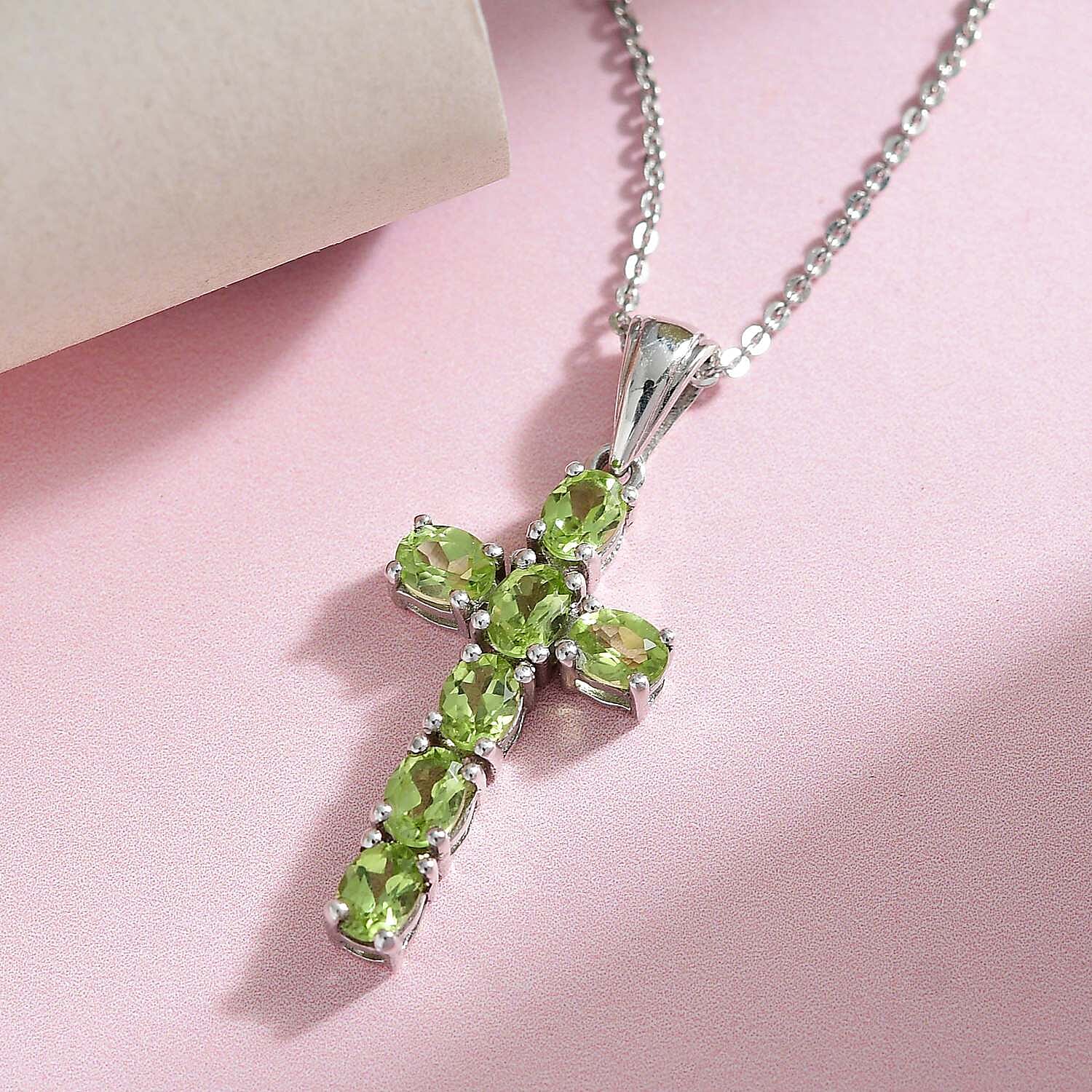 Hebei Peridot Cross Pendant with Chain (Size-20) in Platinum Overlay Sterling Silver 1.26 Ct.
