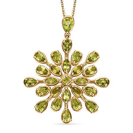 Hebei Peridot Floral Pendant with Chain in 18K Vermeil Yellow Gold Plated Sterling Silver 5.74 Ct, Silver Wt 8.79 GM