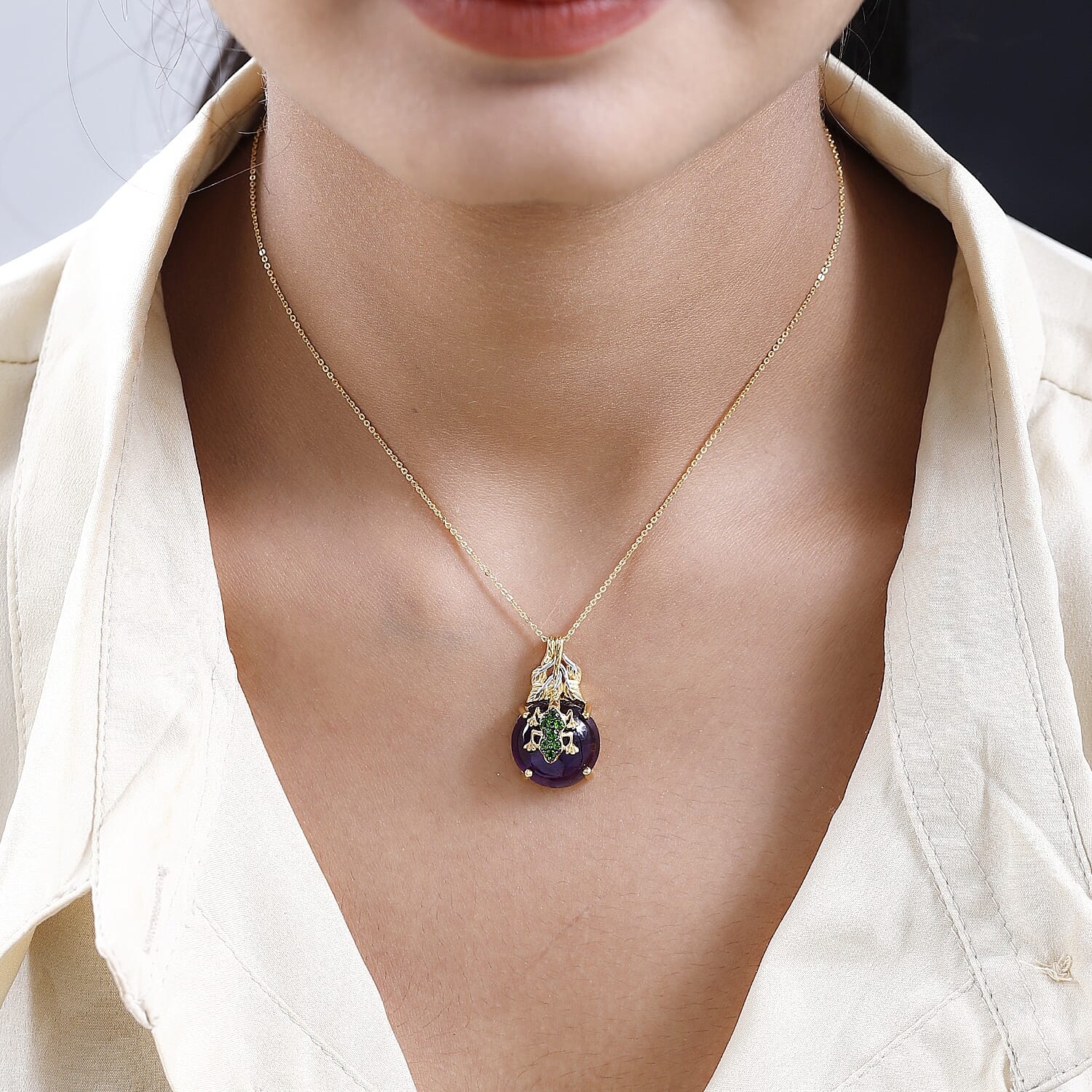 GP Italian Garden Collection - Amethyst & Natural Chrome Diopside Pendant with Chain (Size 20) in 18K Vermeil Yellow Gold Plated Sterling Silver 11.46 Ct, Silver Wt. 7.00 Gms