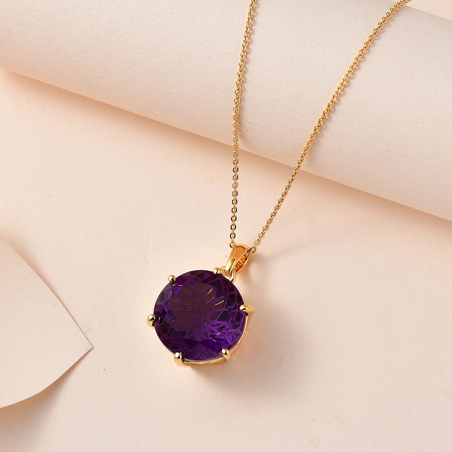 Zambian Amethyst Pendant with Chain (Size 20) in 18K Yellow Gold Vermeil Plated Sterling Silver, 14.55 Ct, Silver Wt 6.92 GM