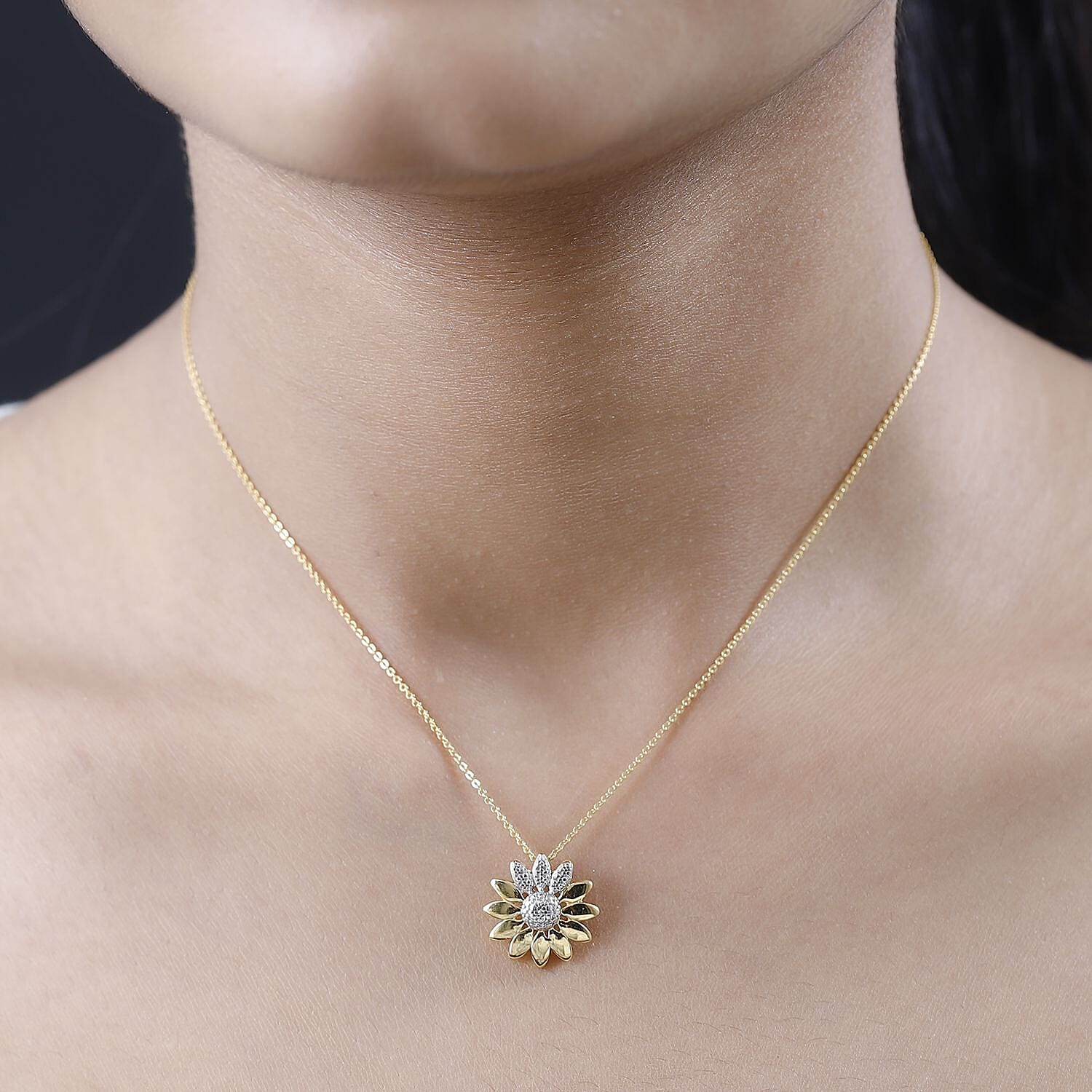 White Diamond Pendant with Chain (Size 20)  Sterling Silver  0.010  Ct.