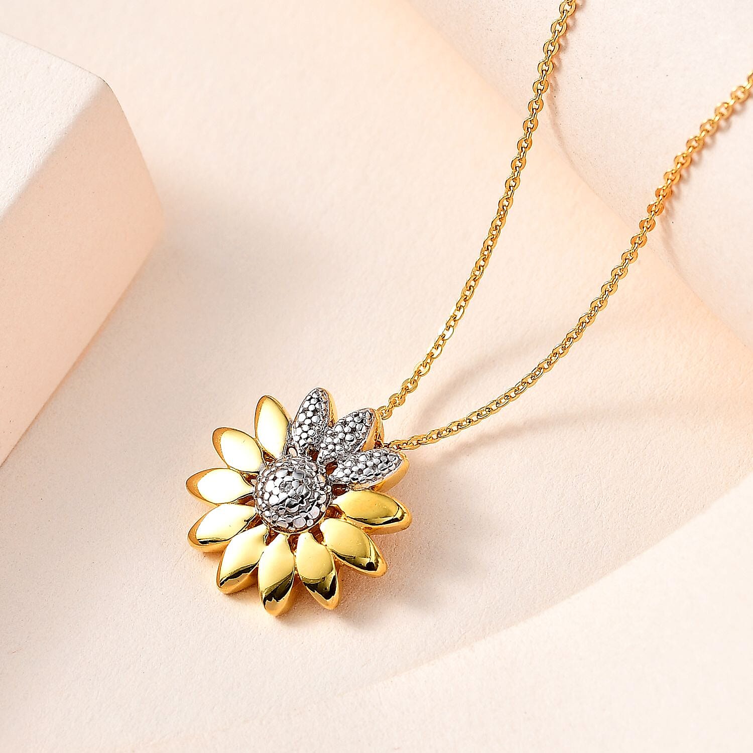 White Diamond Pendant with Chain (Size 20)  Sterling Silver  0.010  Ct.