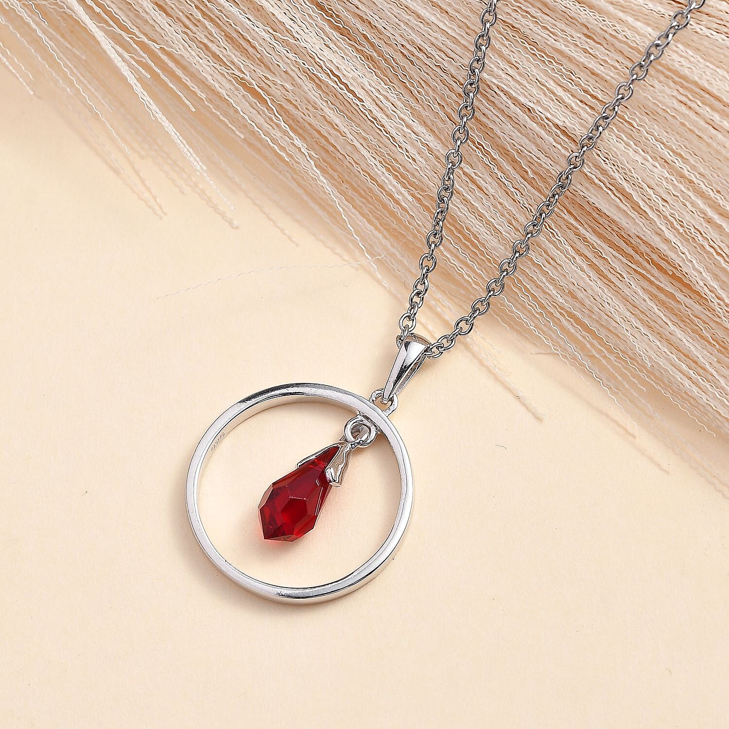 Siam Color Finest Austrian Crystal Solitaire Pendant with Chain (Size 20) in Platinum Overlay Sterling Silver