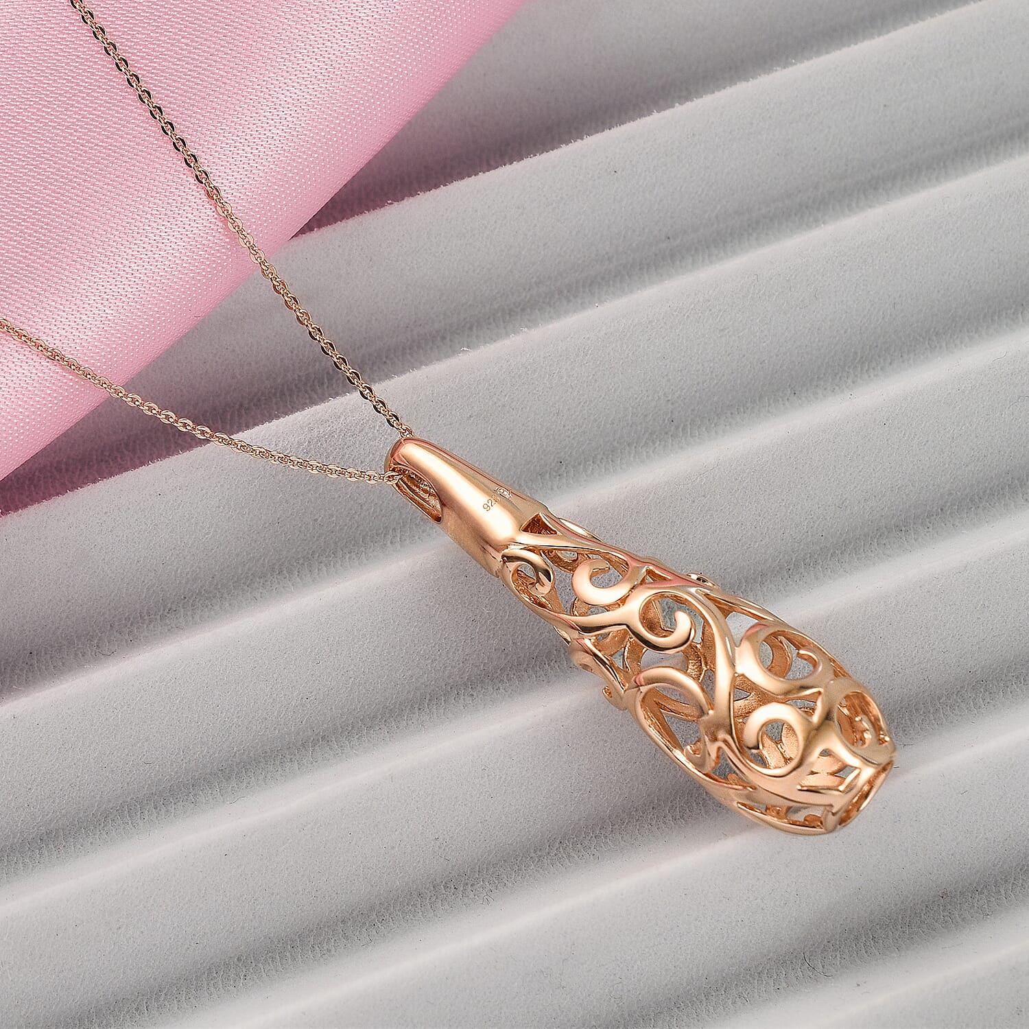 Lucy Q Air Drip Collection - Pendant with Chain  (Size 26)  Sterling Silver  Wt. 15.6 Gms