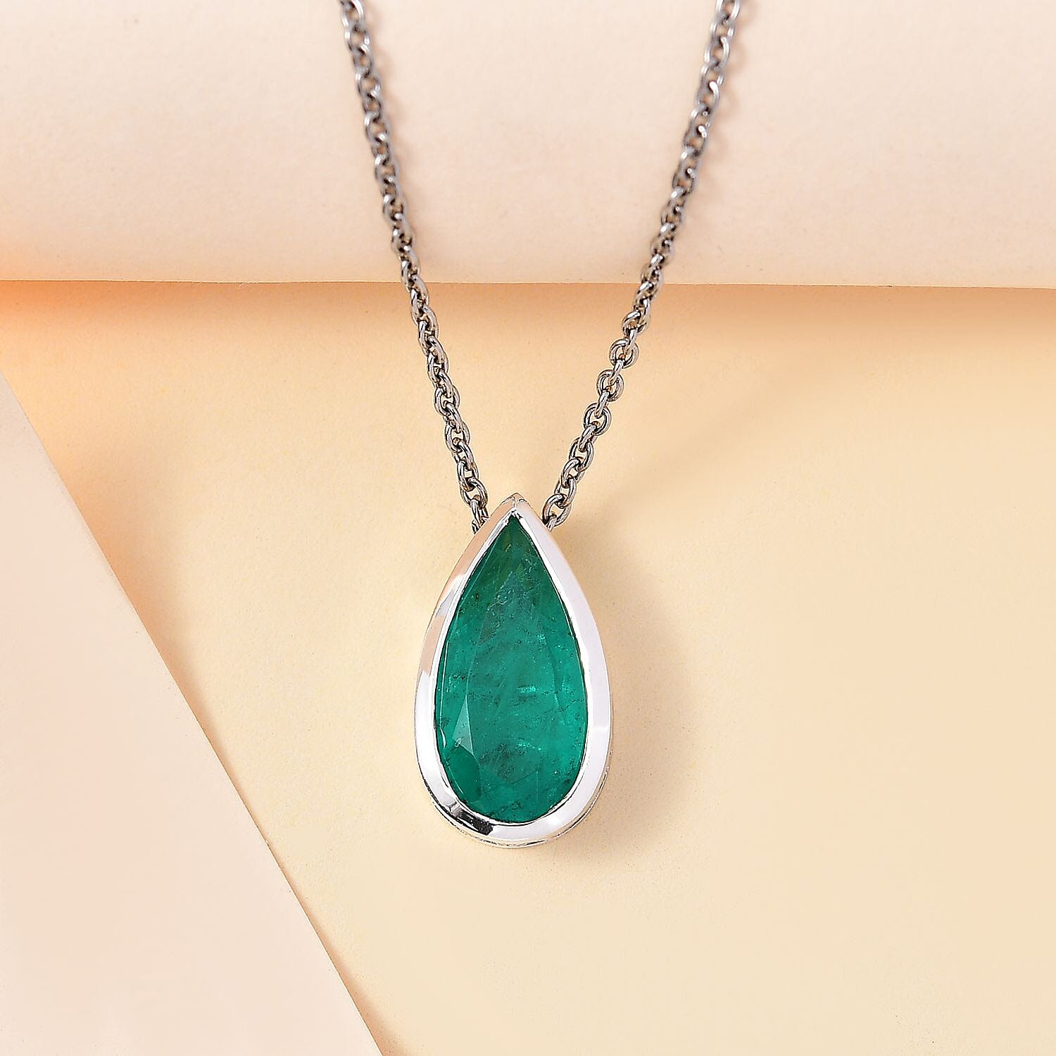  Emerald Triplet Quartz Pendant with Chain (Size 20) in Platinum Overlay Sterling Silver 4.750 Ct.