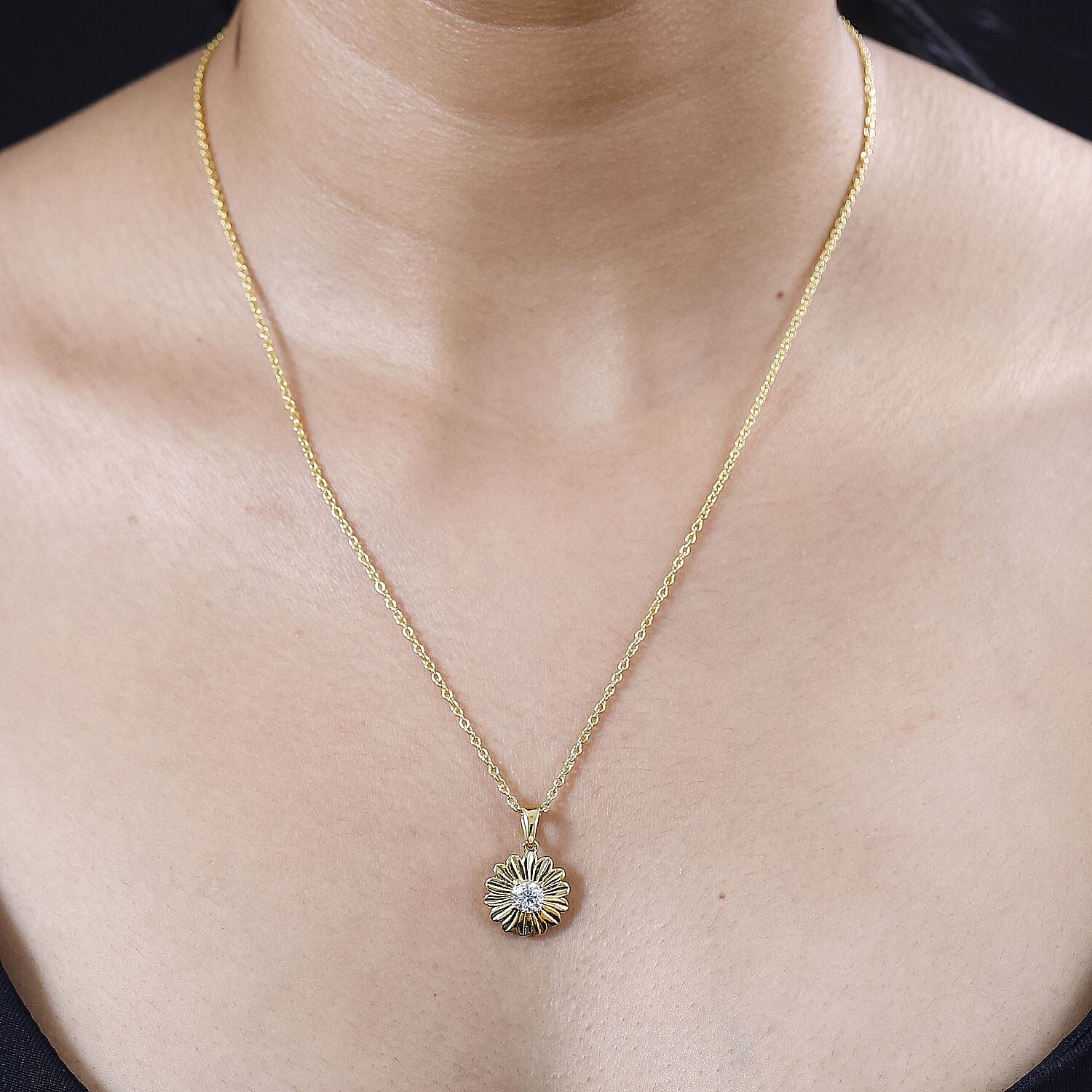 Moissanite Floral Pendant with Chain (Size 20) in 18K YG Vermeil & Rhodium Plated Sterling Silver