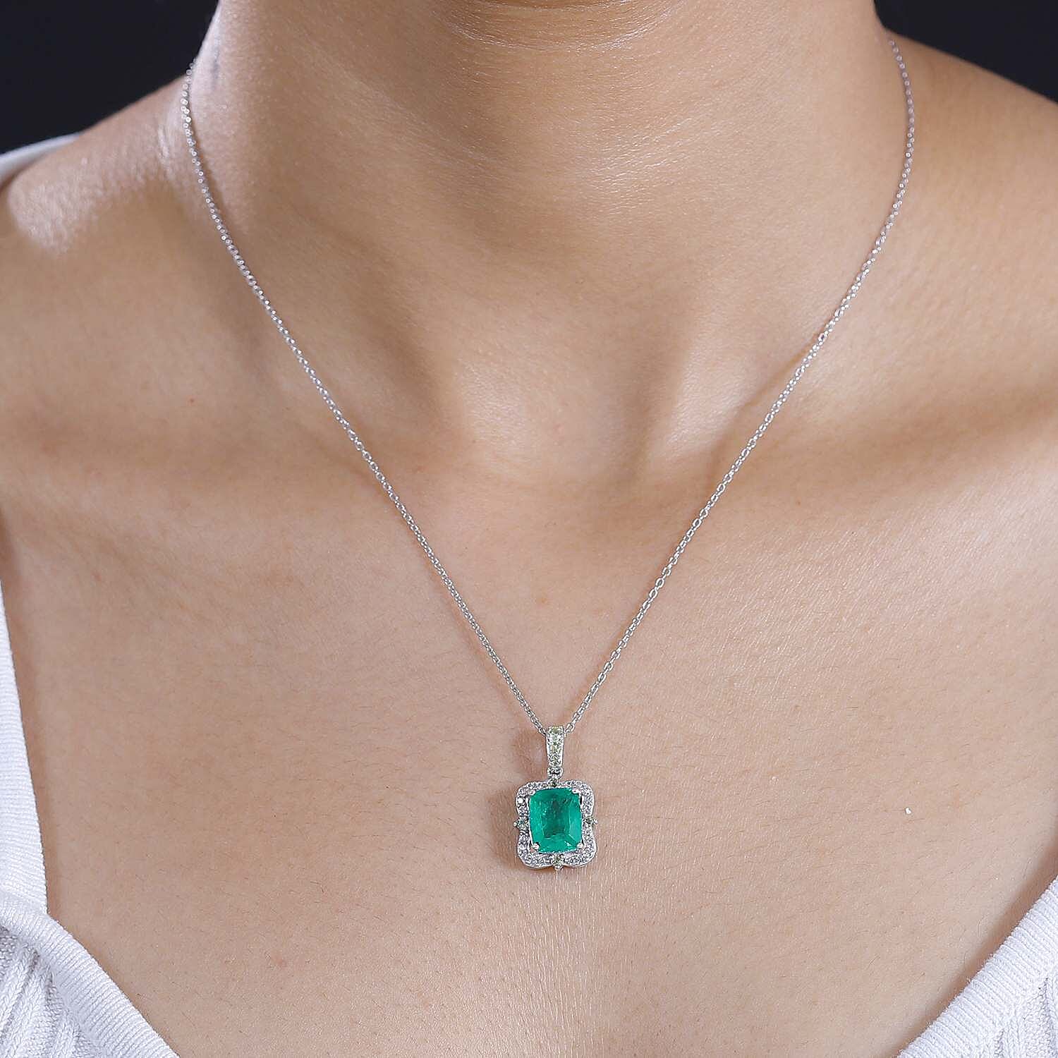 Emeraldine Quartz, Hebei Peridot & Natural Zircon Halo Pendant with Chain (Size 20) in Rhodium Sterling Silver 4.00 Ct, Silver Wt. 5.50 Gms