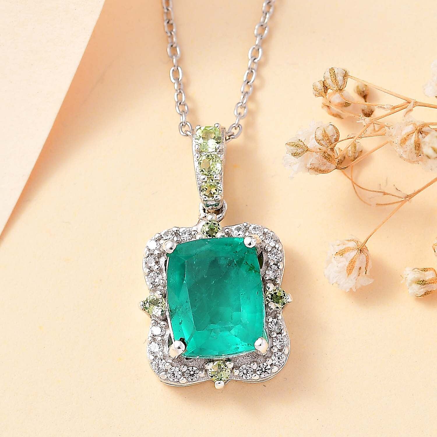Emeraldine Quartz, Hebei Peridot & Natural Zircon Halo Pendant with Chain (Size 20) in Rhodium Sterling Silver 4.00 Ct, Silver Wt. 5.50 Gms